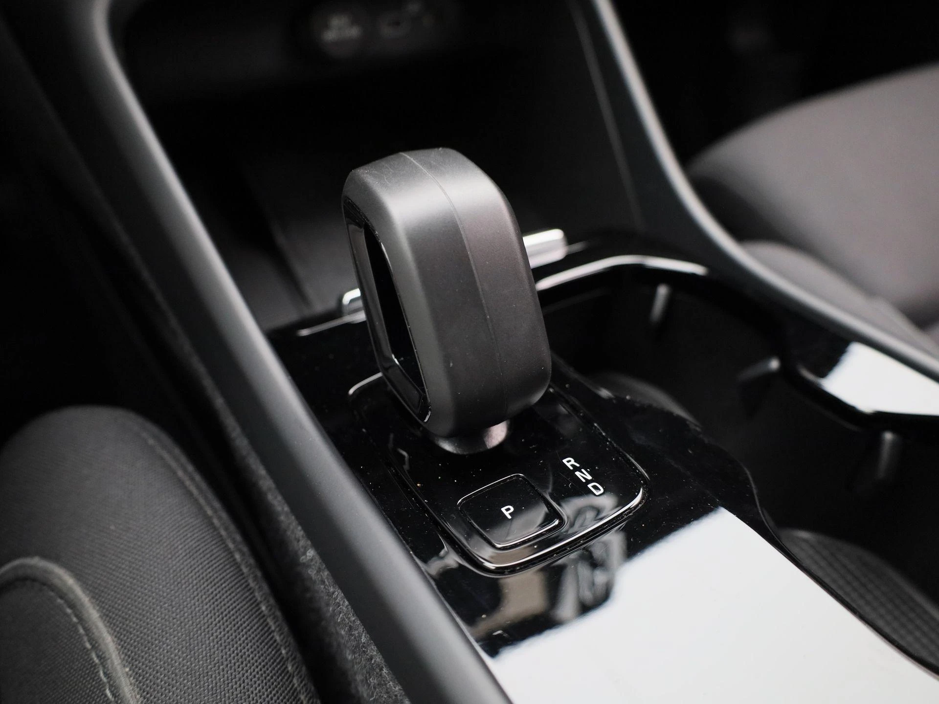 Volvo-XC40-image-30