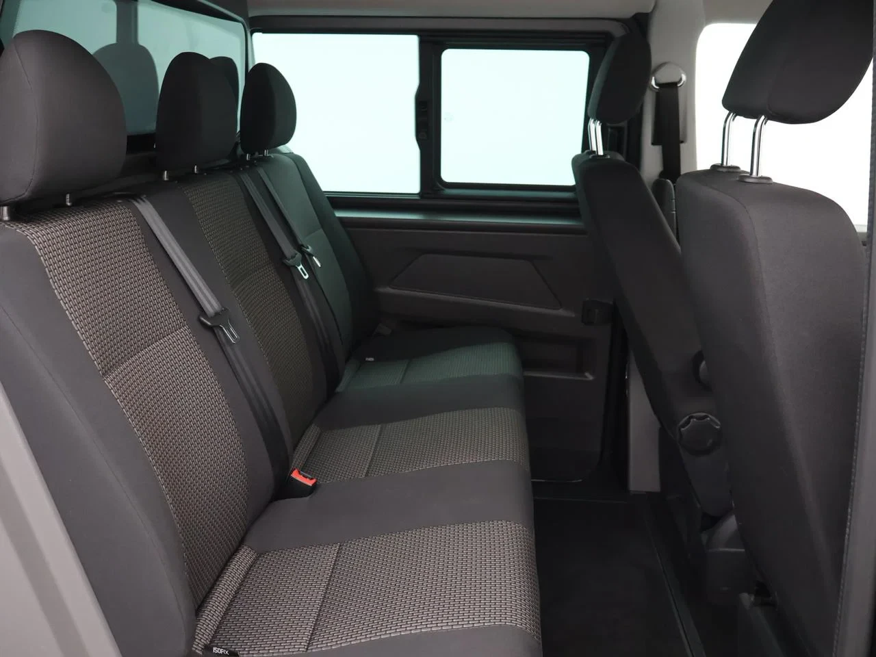 Volkswagen-Transporter-image-5