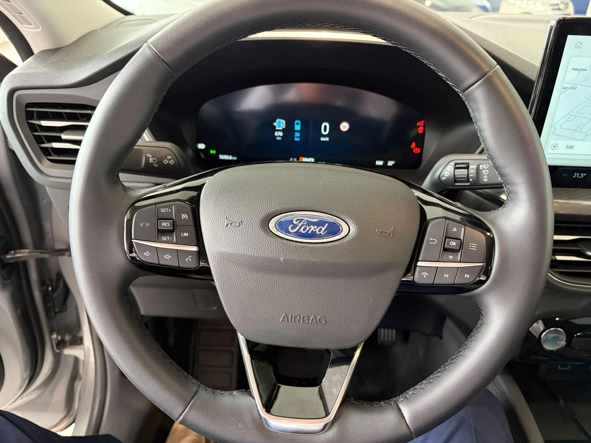 Ford-Kuga-image-10