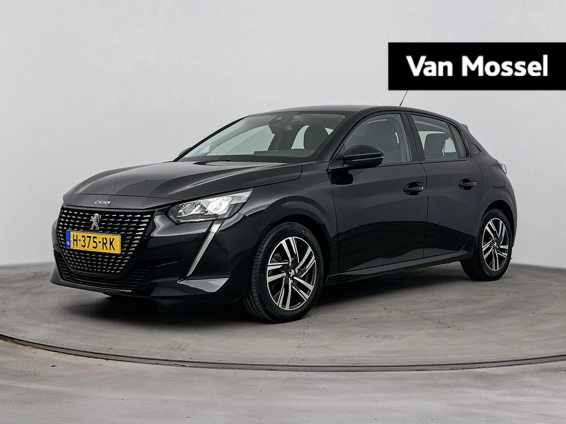 Peugeot-208-image-0