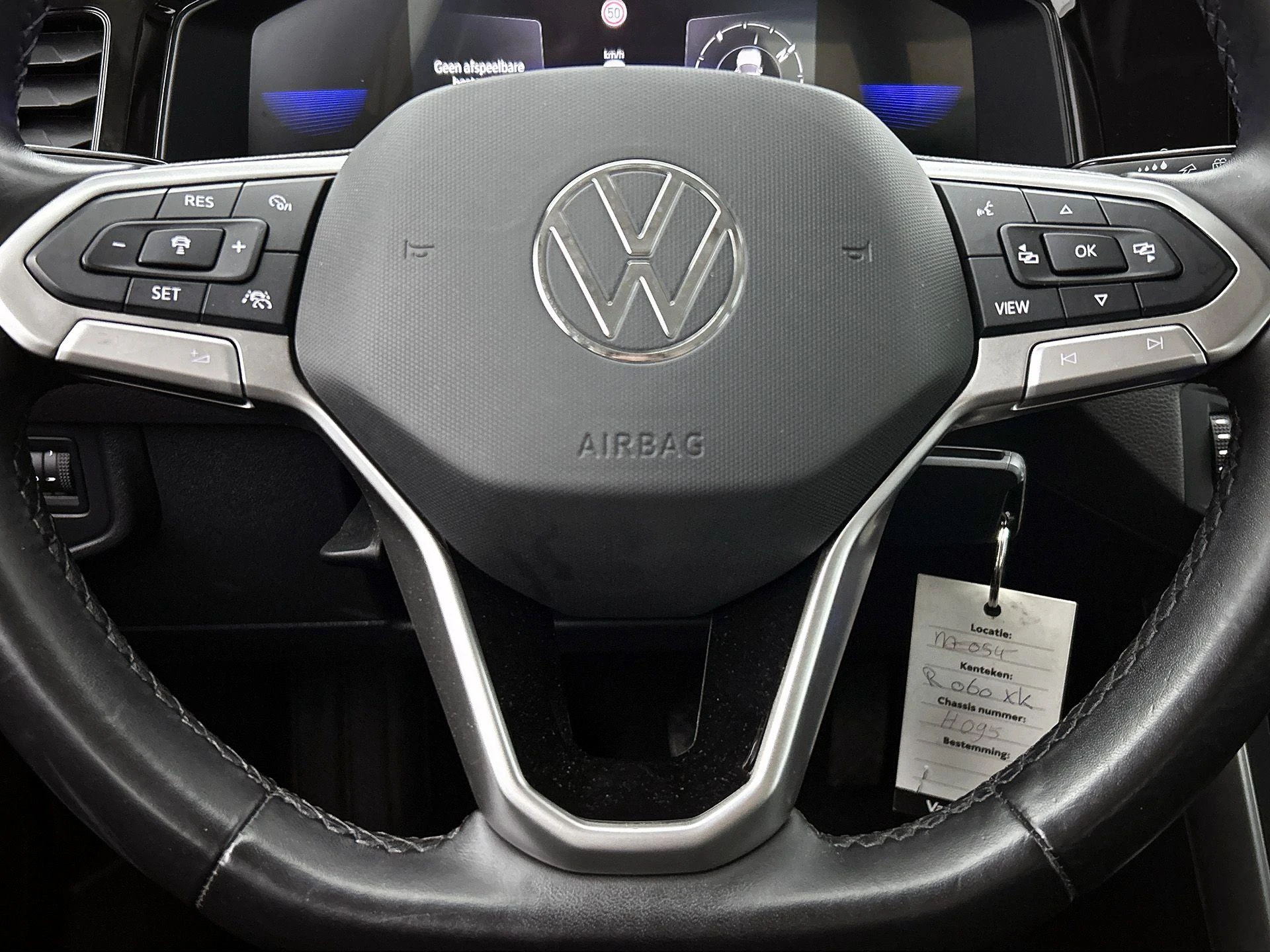 Volkswagen-Polo-image-32