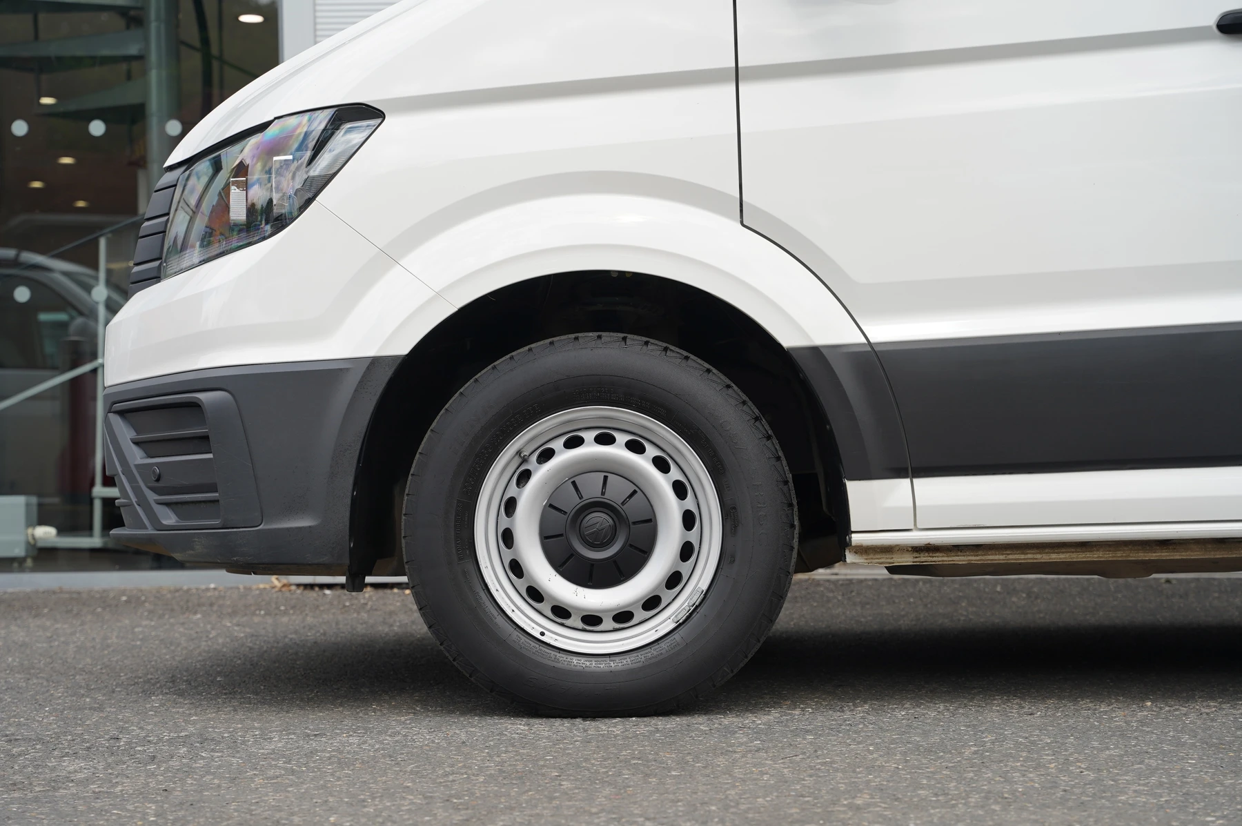 Volkswagen-Crafter-image-4