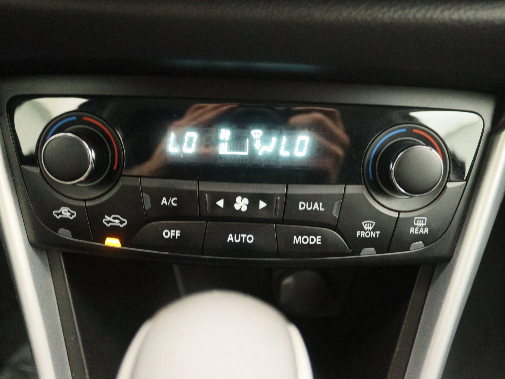 Suzuki-S-Cross-image-10