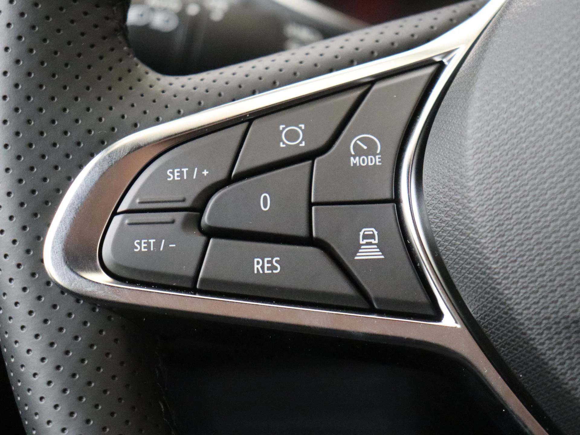 Renault-Captur-image-12