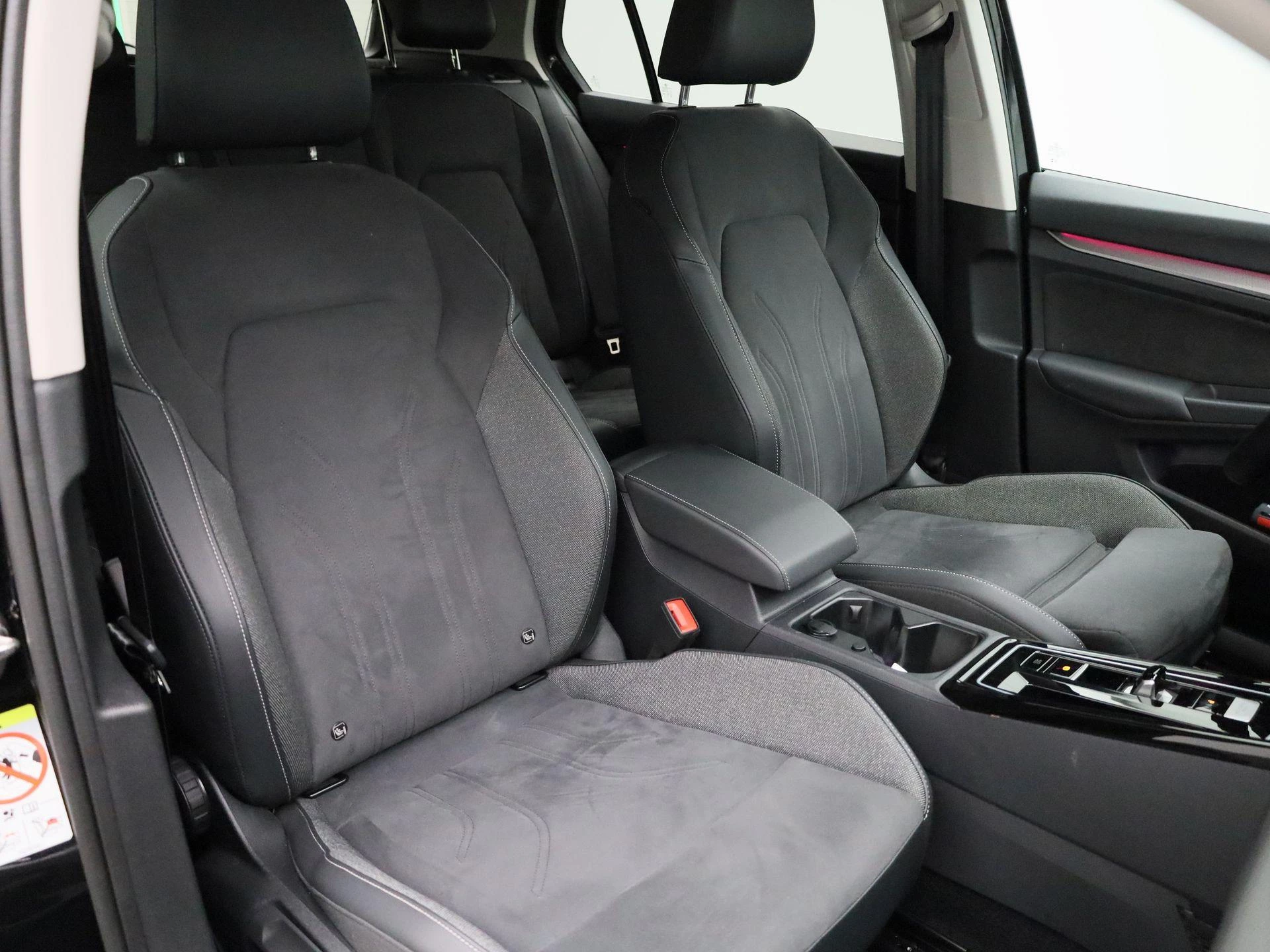 Volkswagen Golf 1.5 eHybrid Style Edition 204 PK|