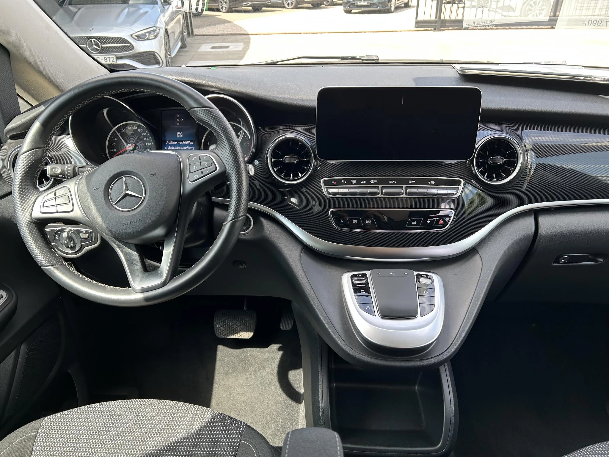 Mercedes-Benz V-Klasse 250D L2 NAVIGATIE PLUS+TREKHAAK+CAMERA