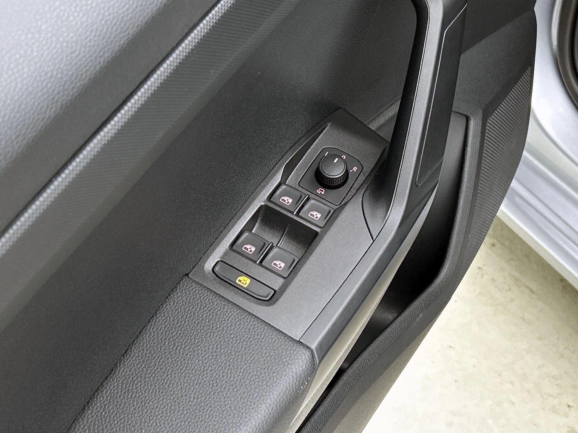 SEAT-Ibiza-image-27