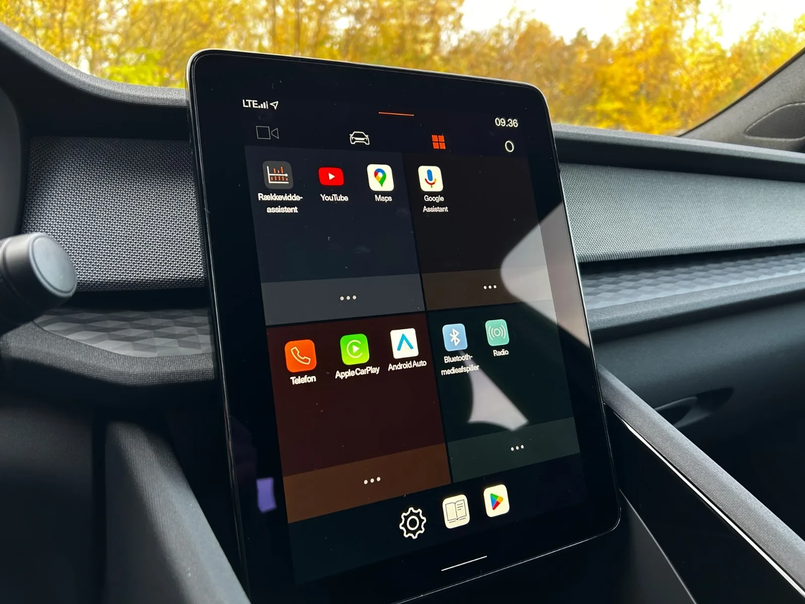 Polestar-2-image-16