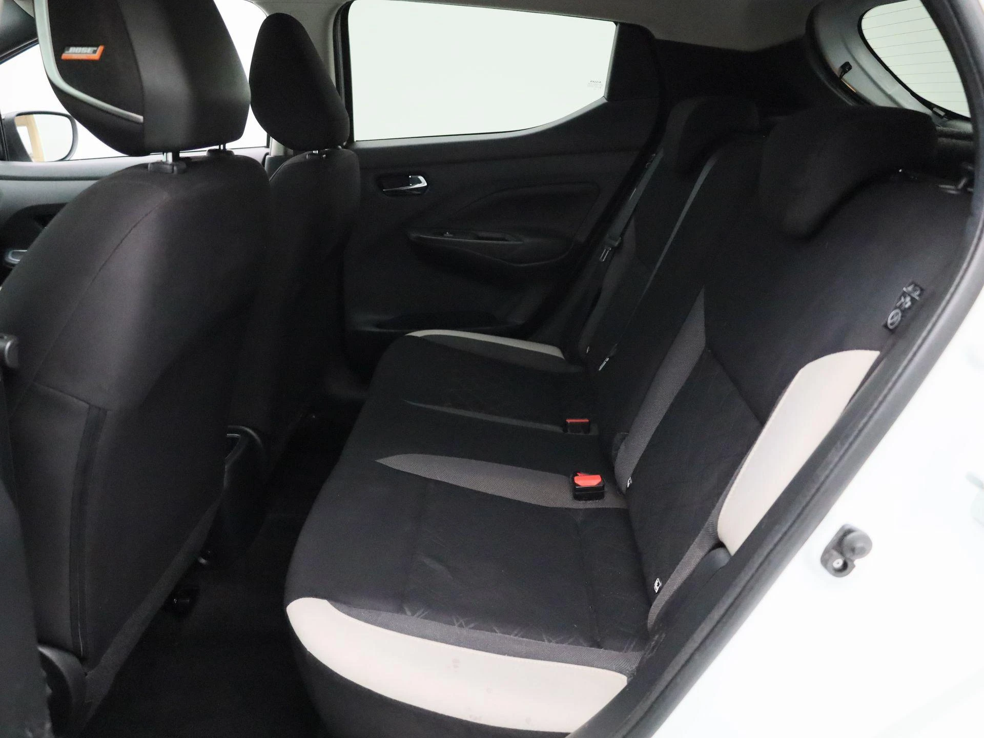 Nissan-Micra-image-11