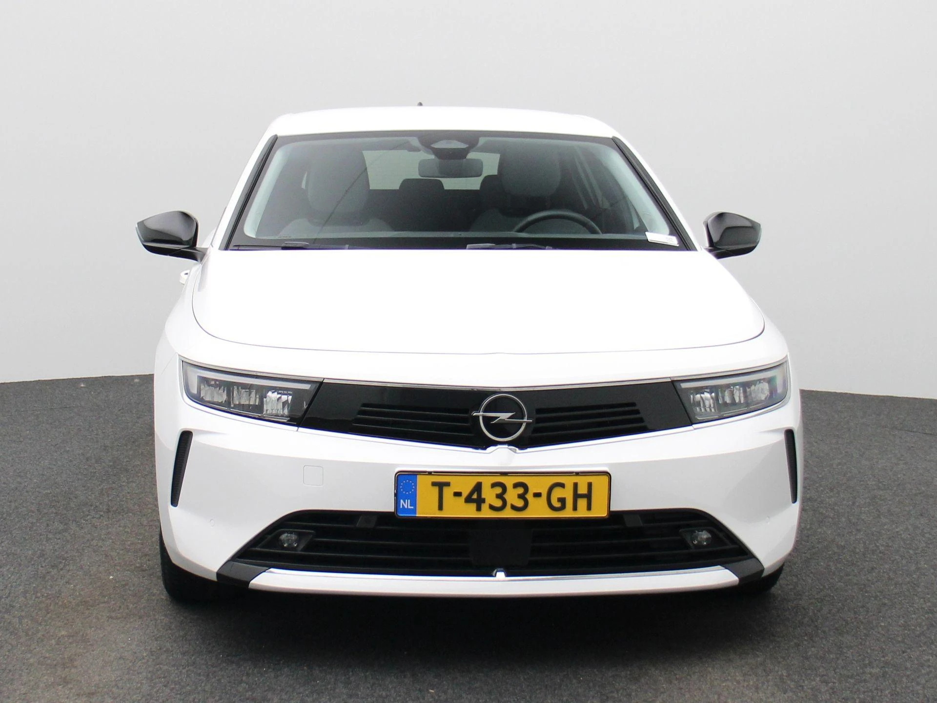 Opel-Astra-image-2