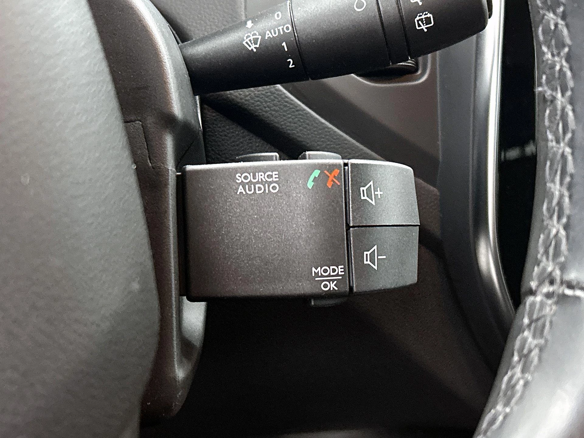 Renault-Captur-image-9