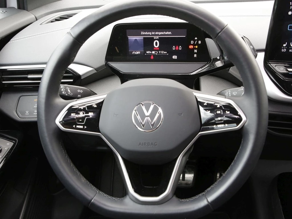 Volkswagen ID.4 Pure Performance 18" Navi LED SHZ ACC PDC