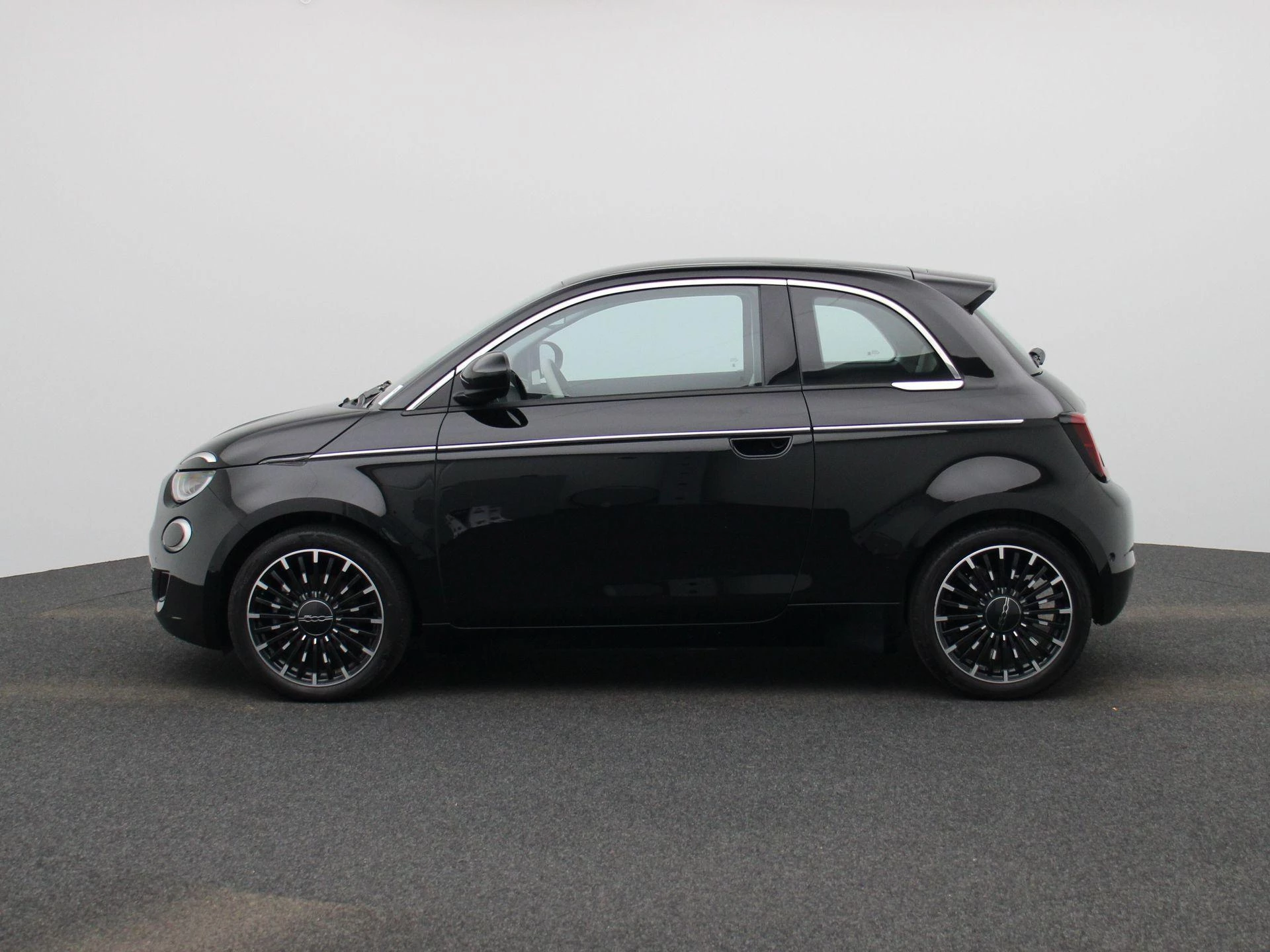 Fiat-500-image-1