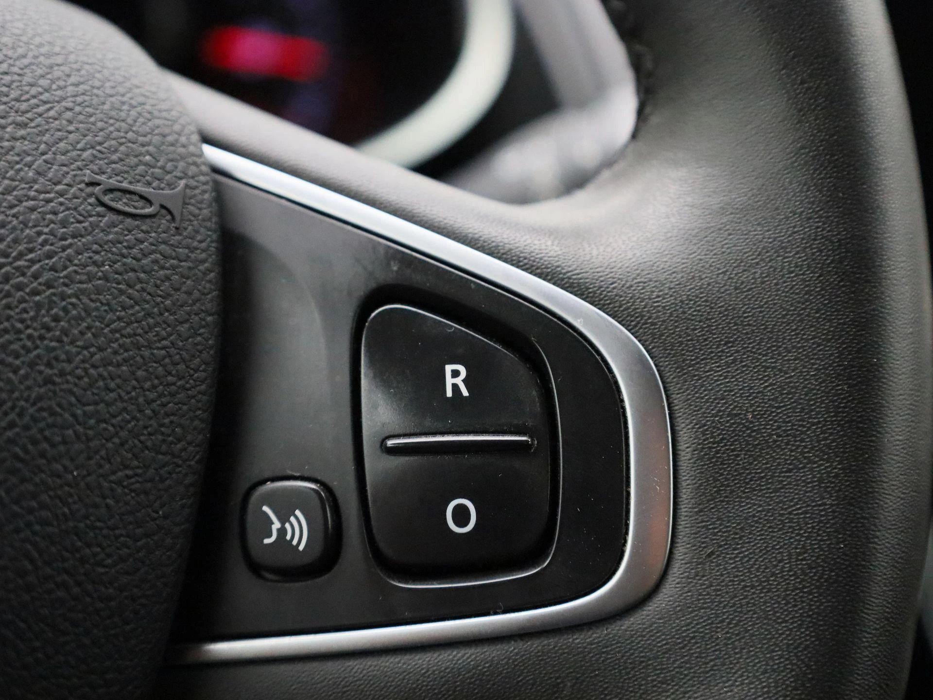 Renault-Clio-image-21