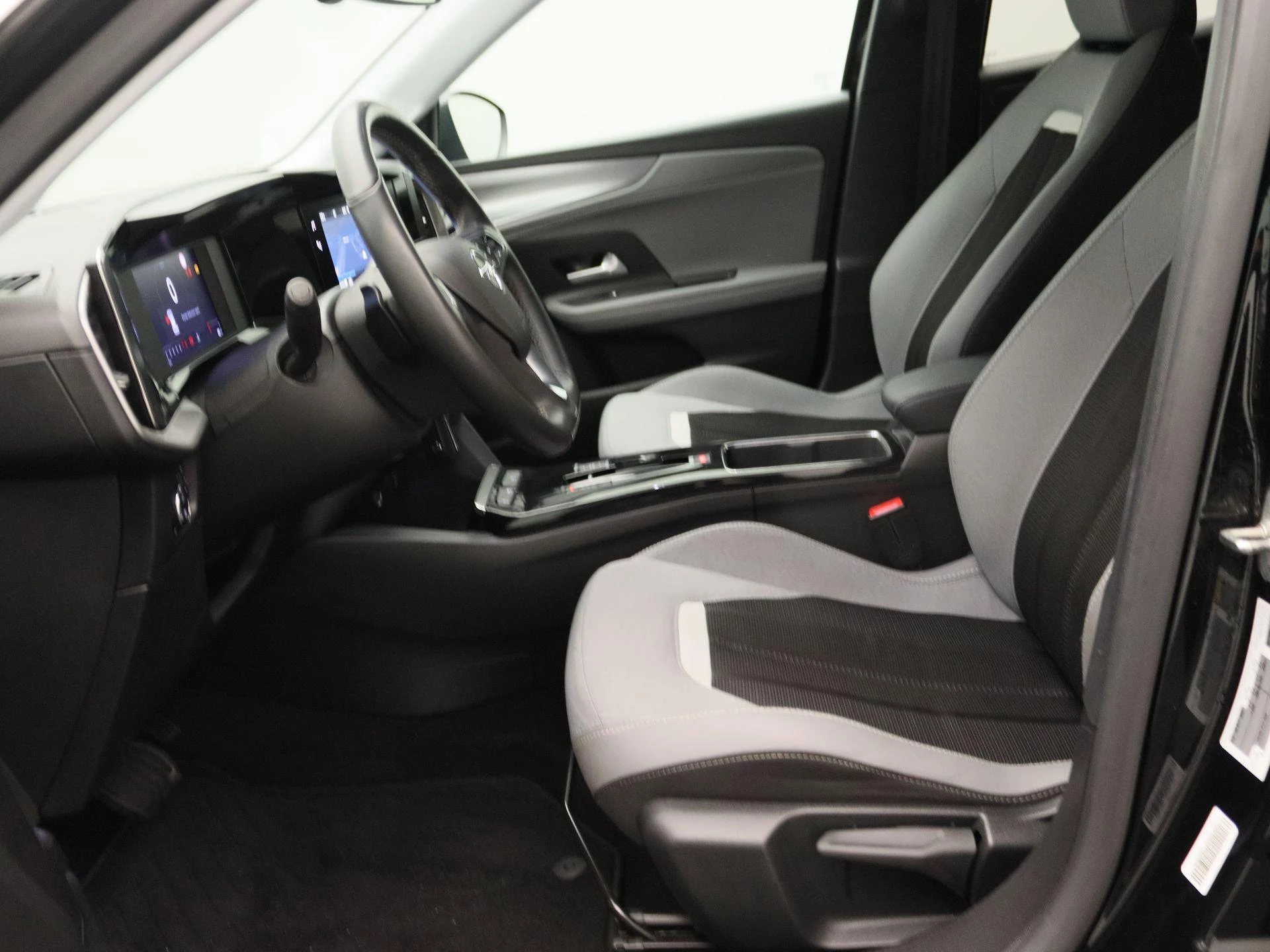Opel-Mokka-image-11