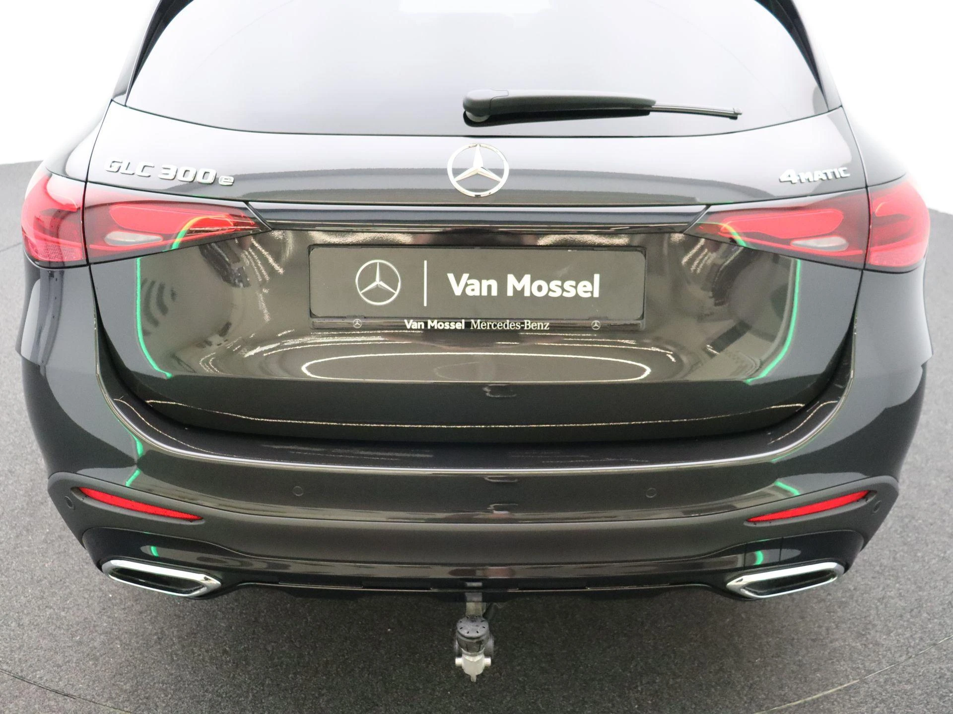 Mercedes-Benz-GLC-image-22