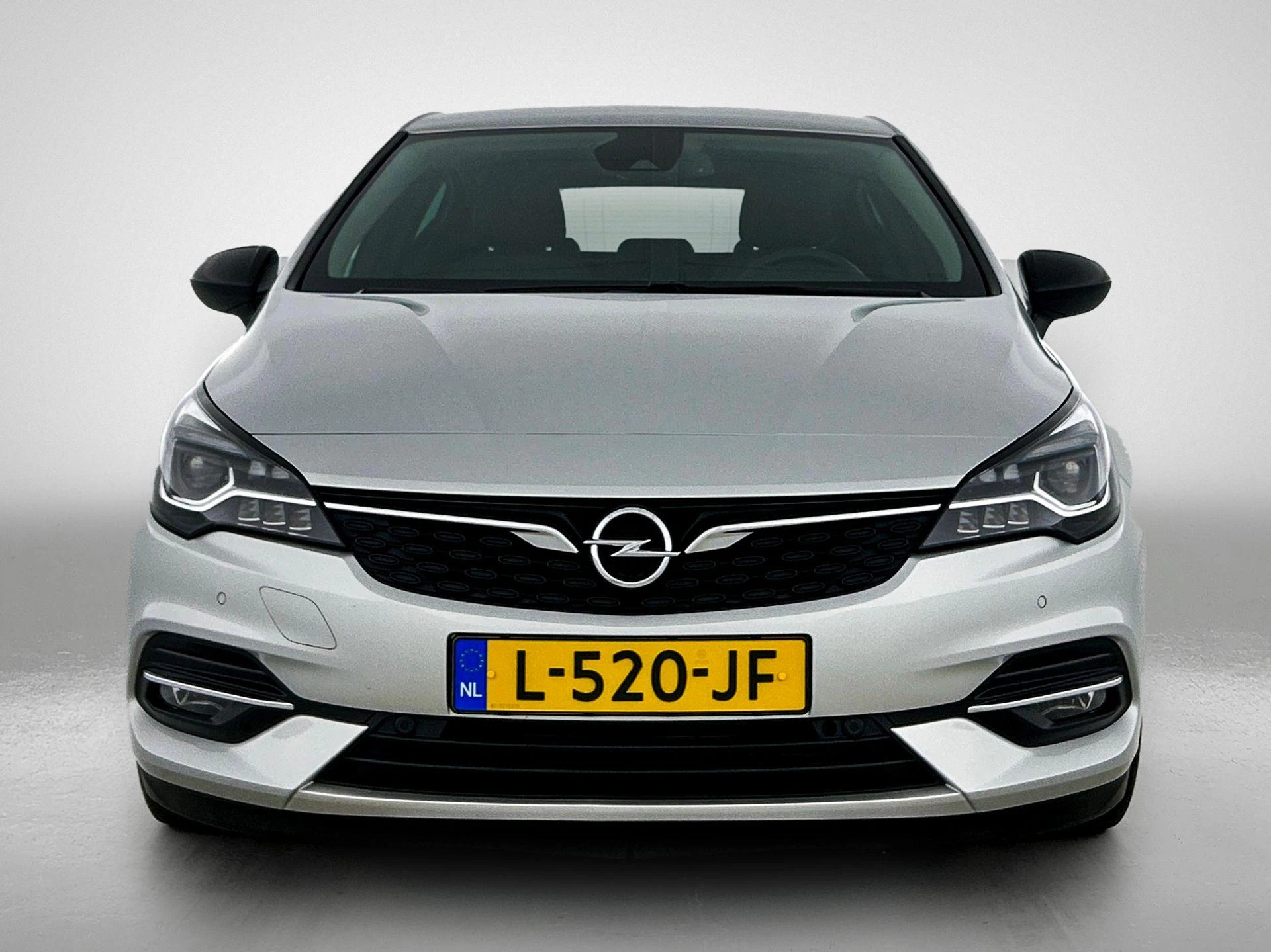 Opel-Astra-image-4