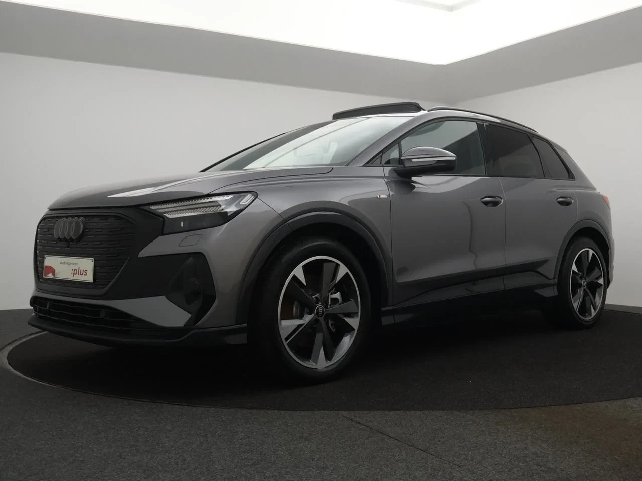 Audi-Q4 e-tron-image-0