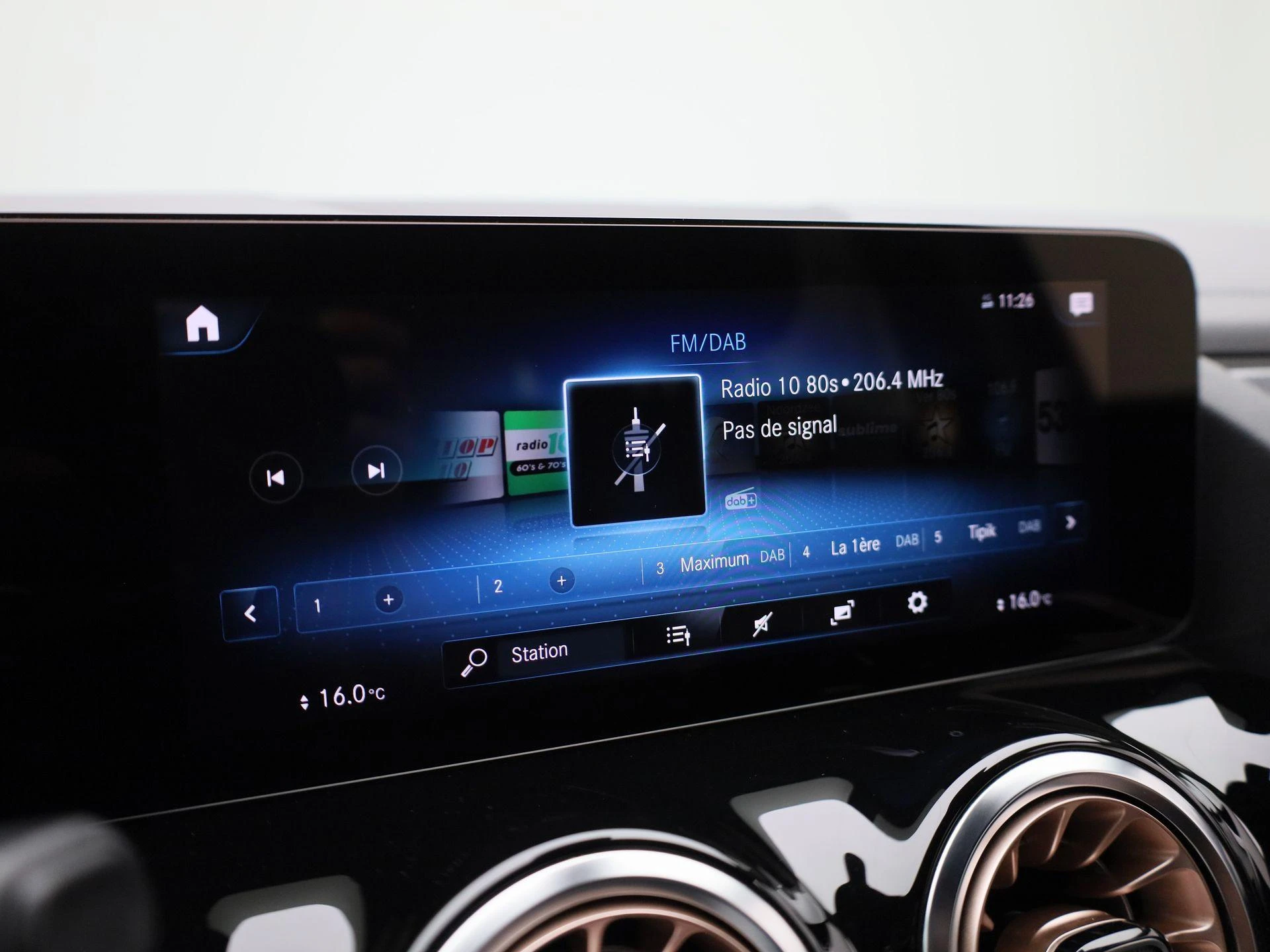 Mercedes-Benz-EQA-image-29