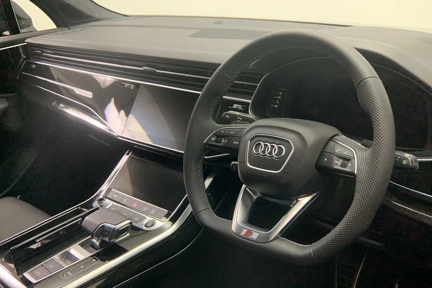 Audi-Q7-image-5