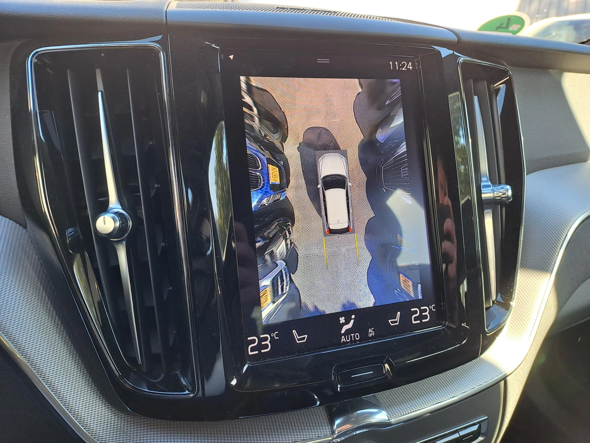 Volvo-XC60-image-17