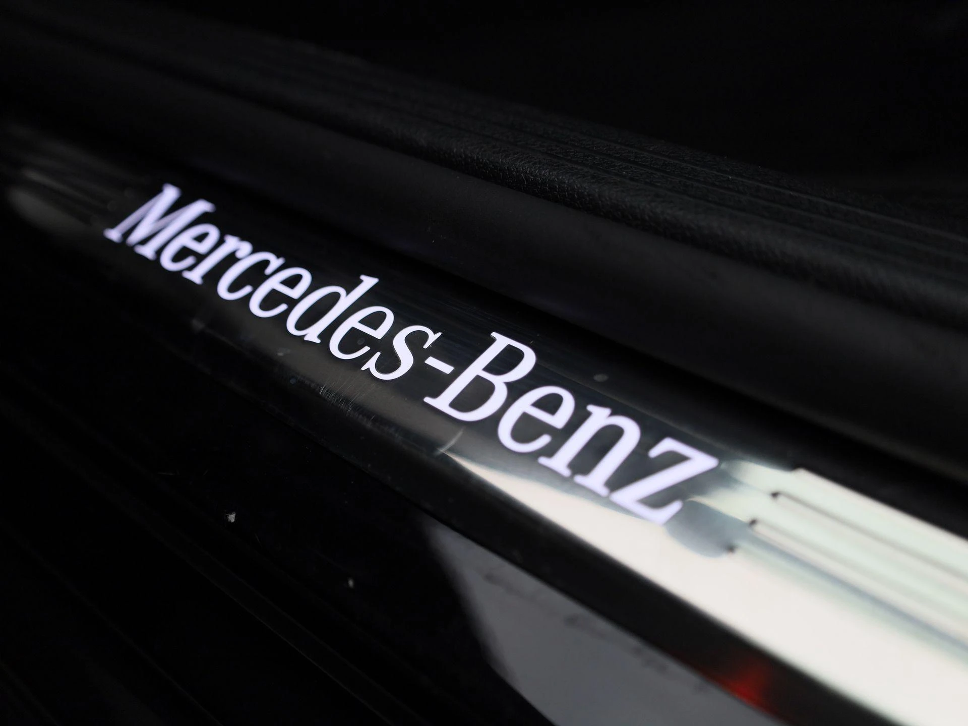 Mercedes-Benz-Classe E-image-39