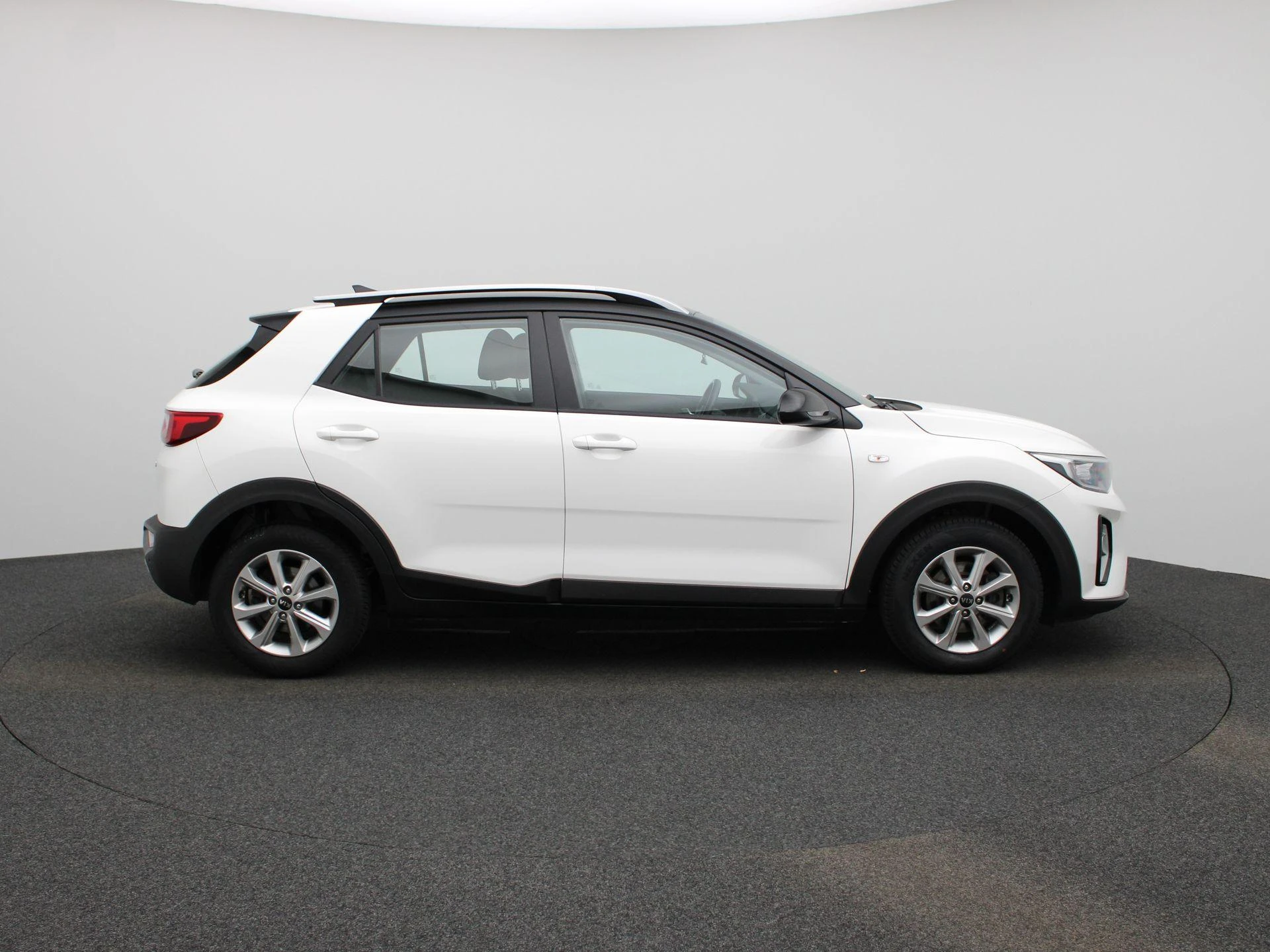 Kia-Stonic-image-7