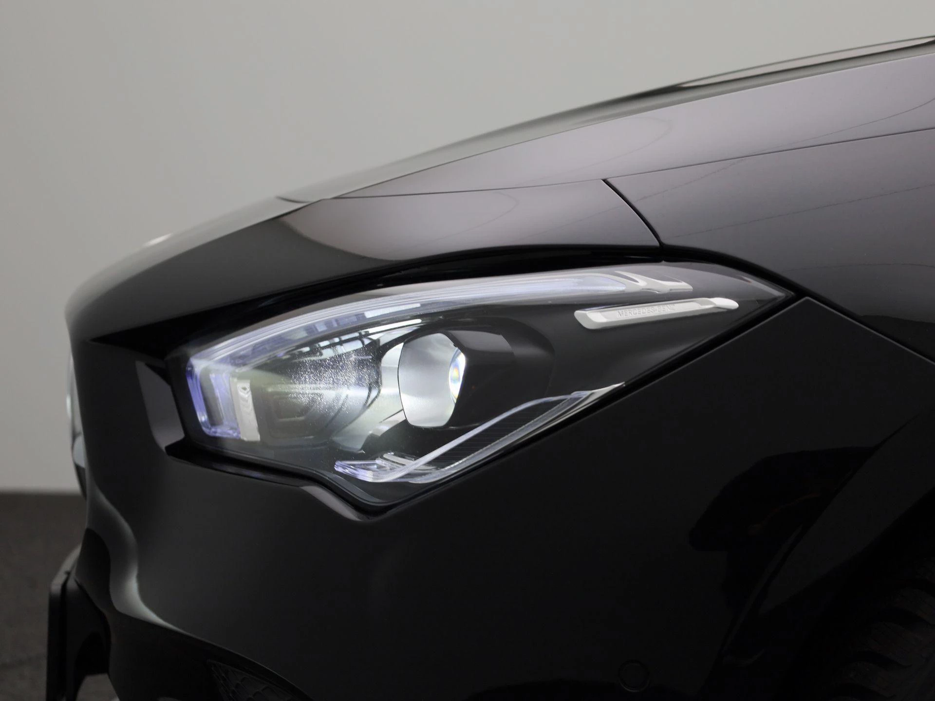 Mercedes-Benz CLA Shooting Brake CLA 180 Business Line