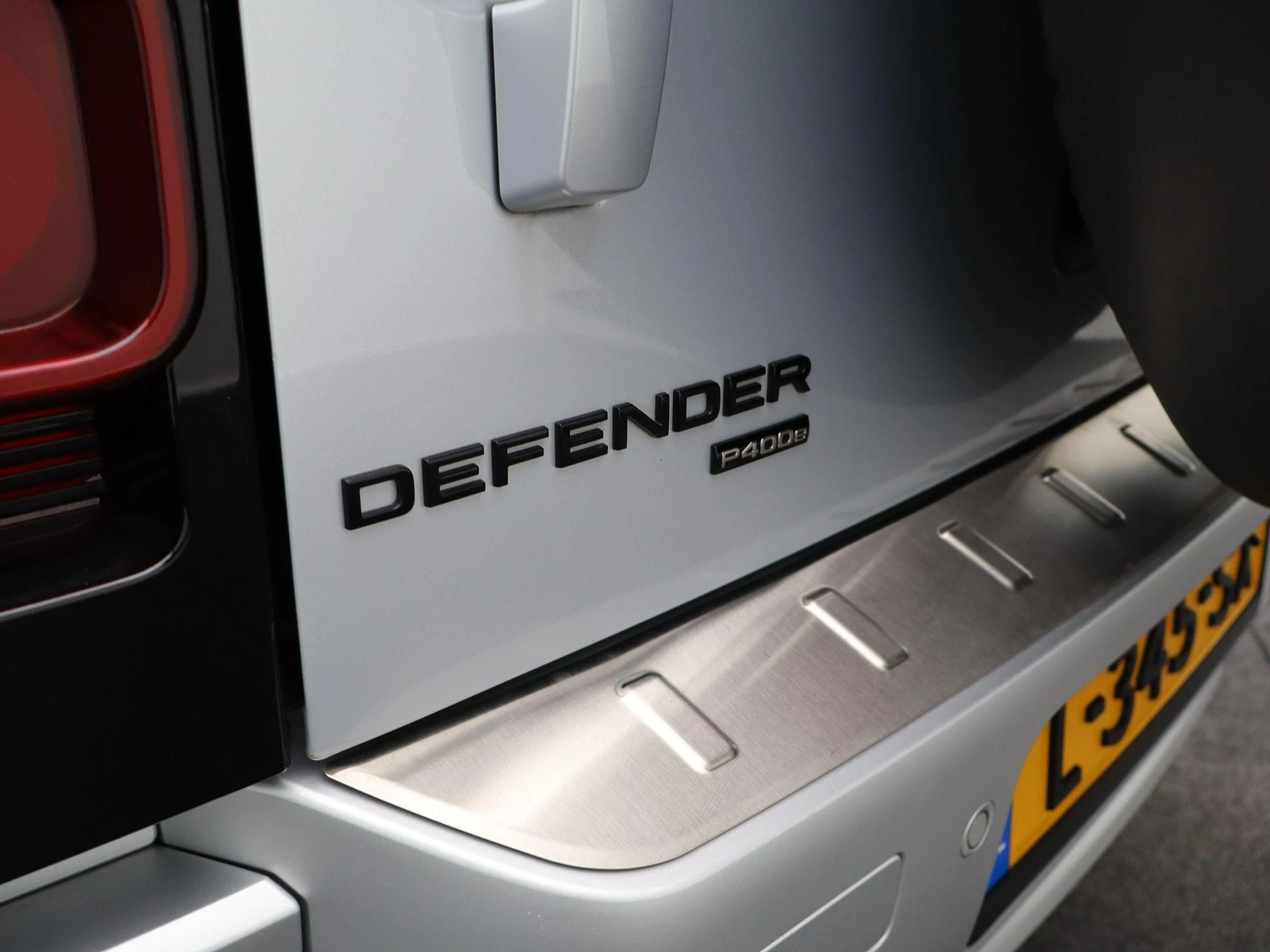Land Rover-Defender-image-46