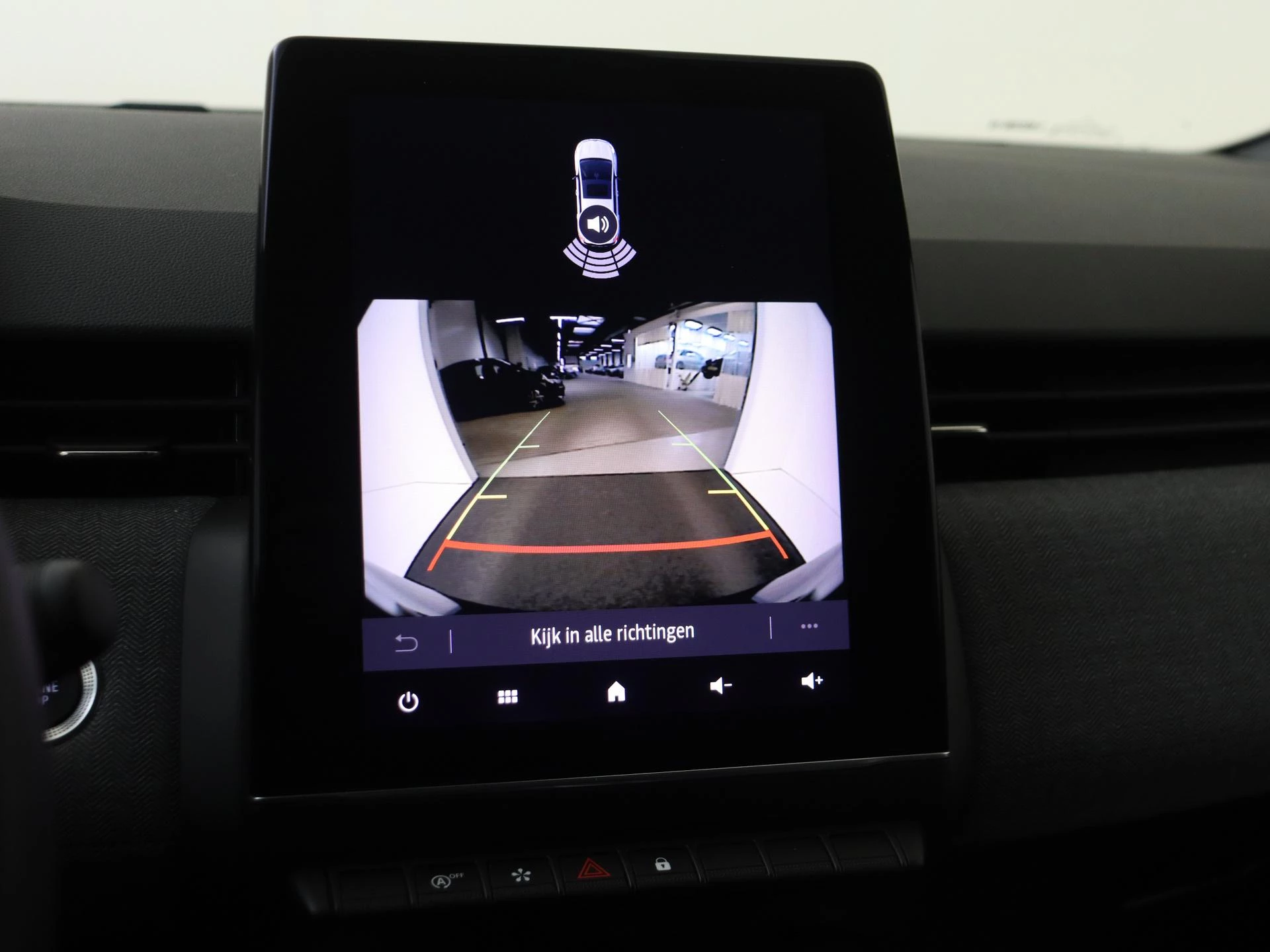 Renault-Clio-image-21