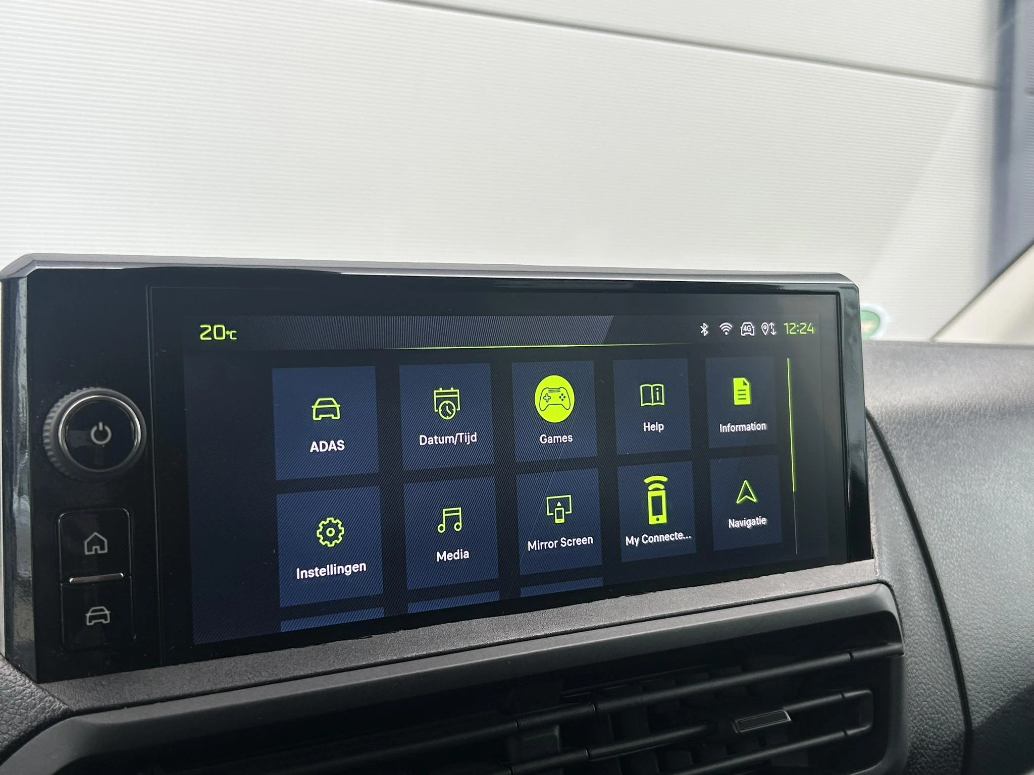 Peugeot-Expert-image-12