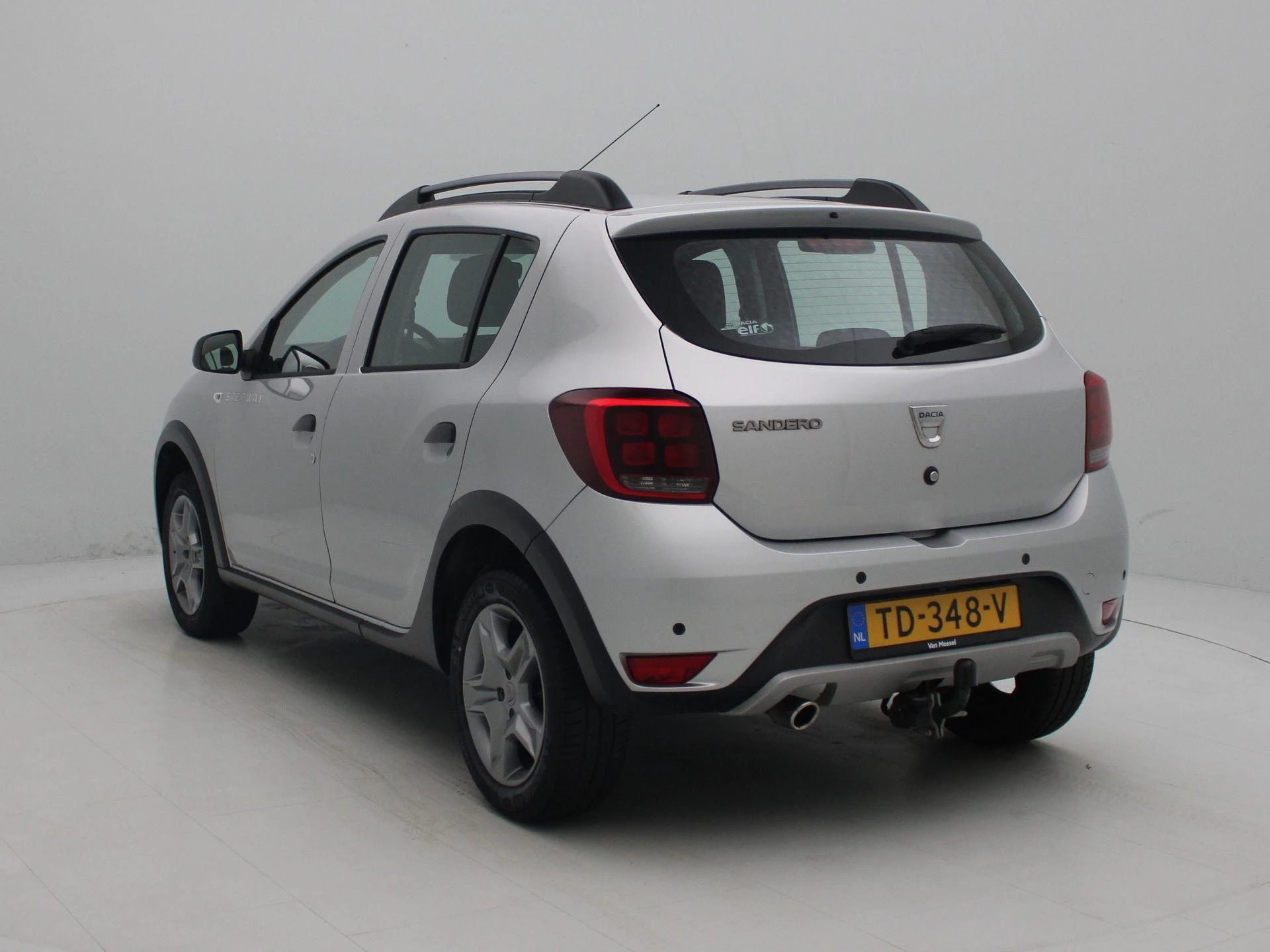 Dacia-Sandero Stepway-image-1