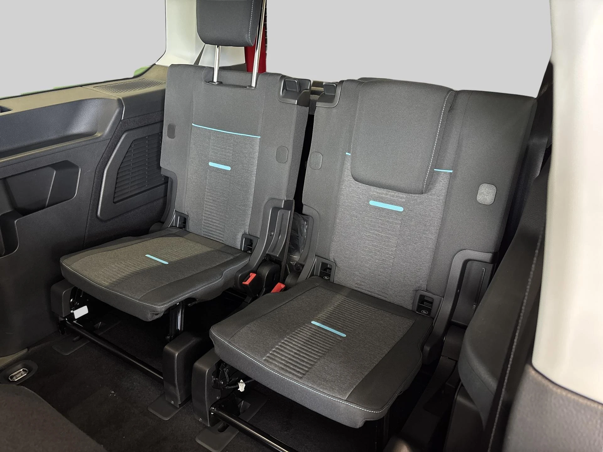 Ford-Tourneo Connect-image-21