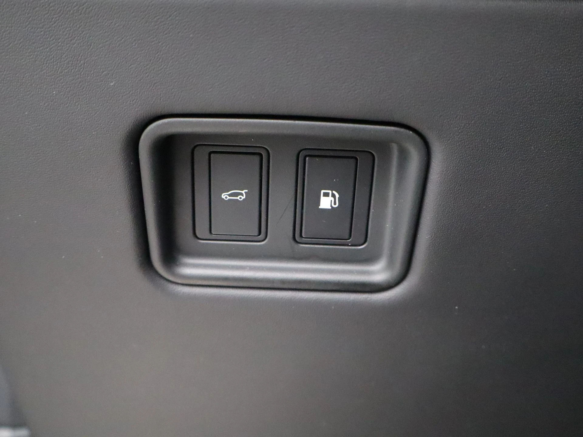 Land Rover-Range Rover Sport-image-28