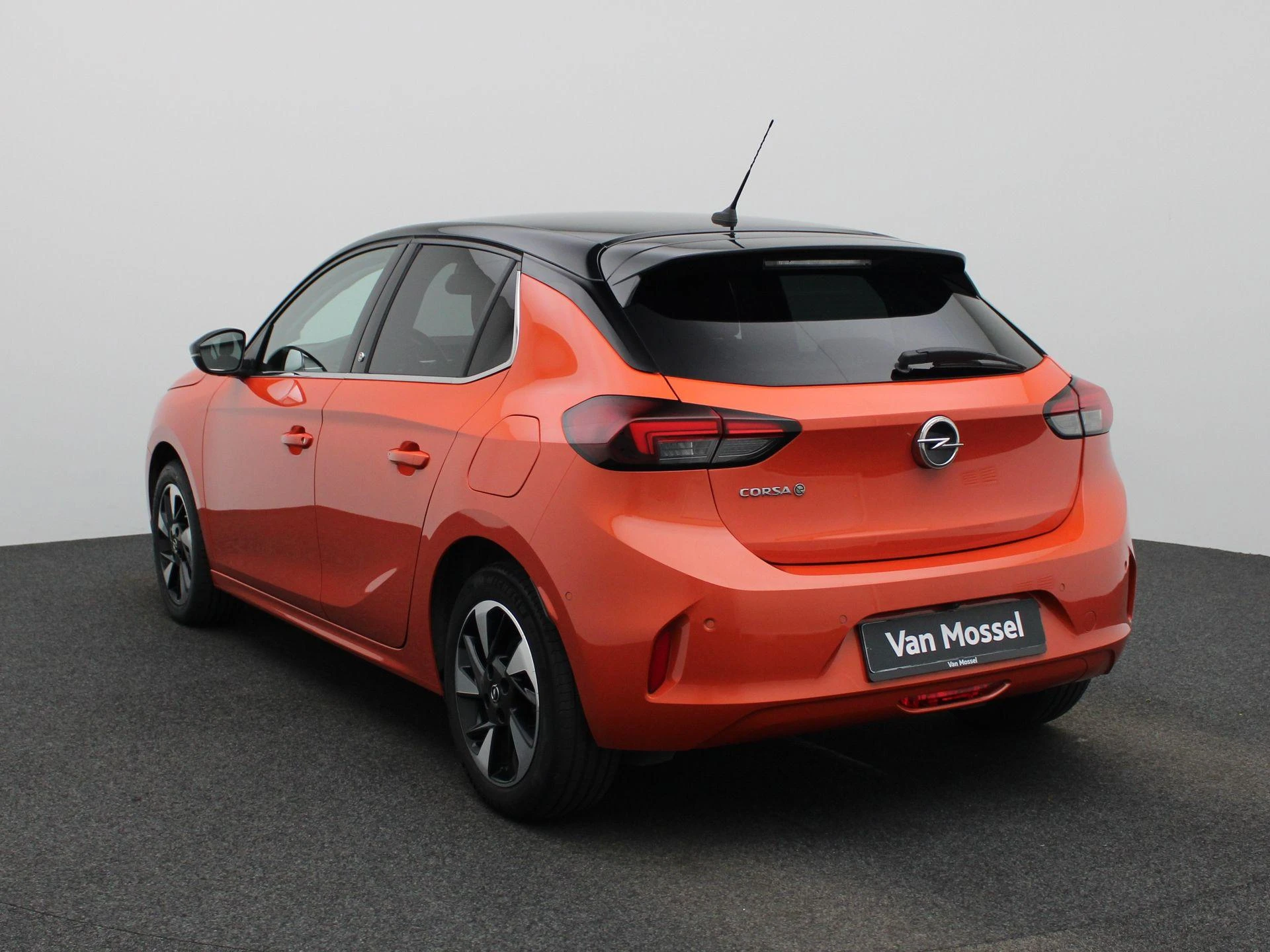 Opel-Corsa-e-image-1