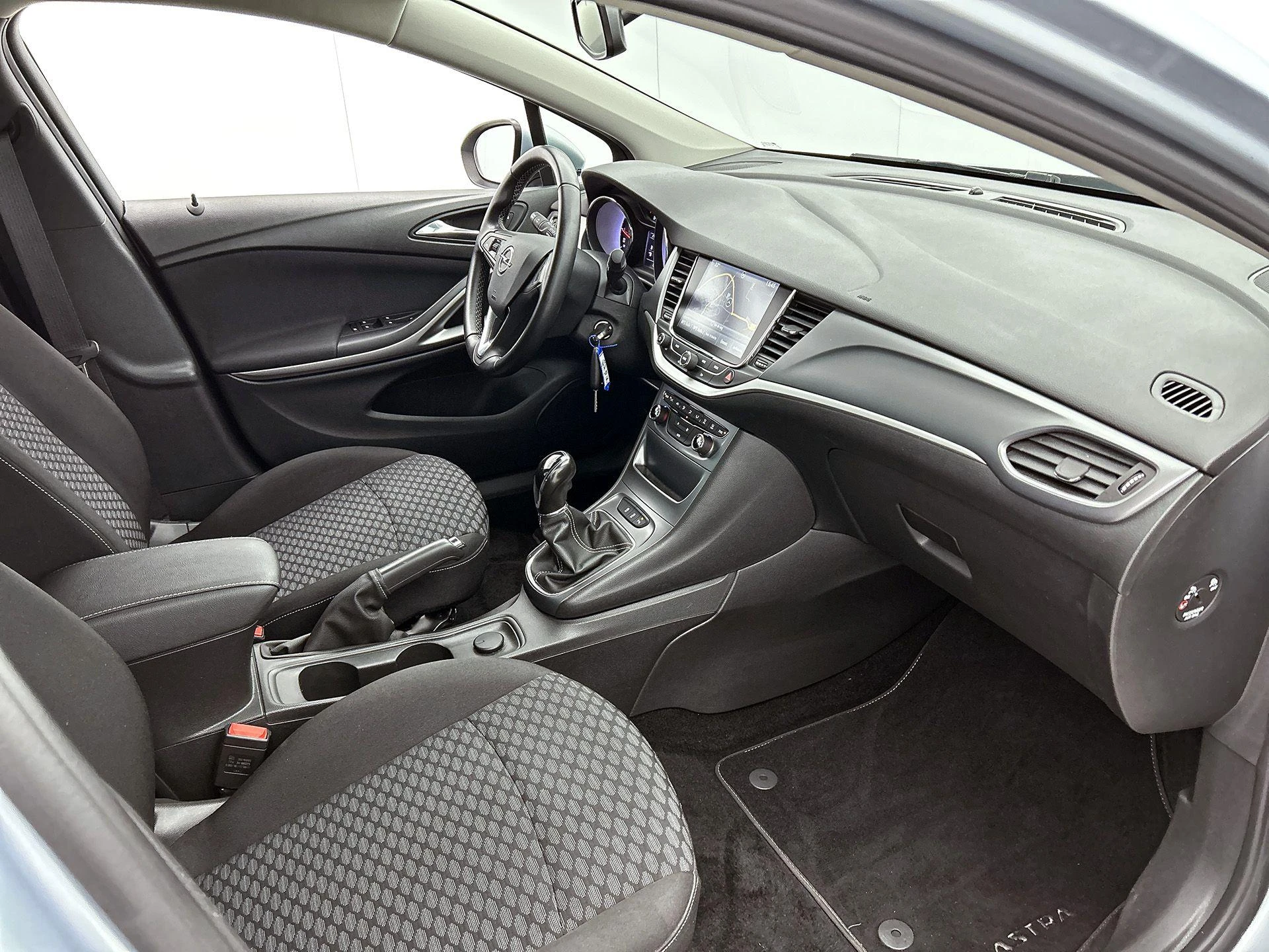 Opel-Astra-image-19