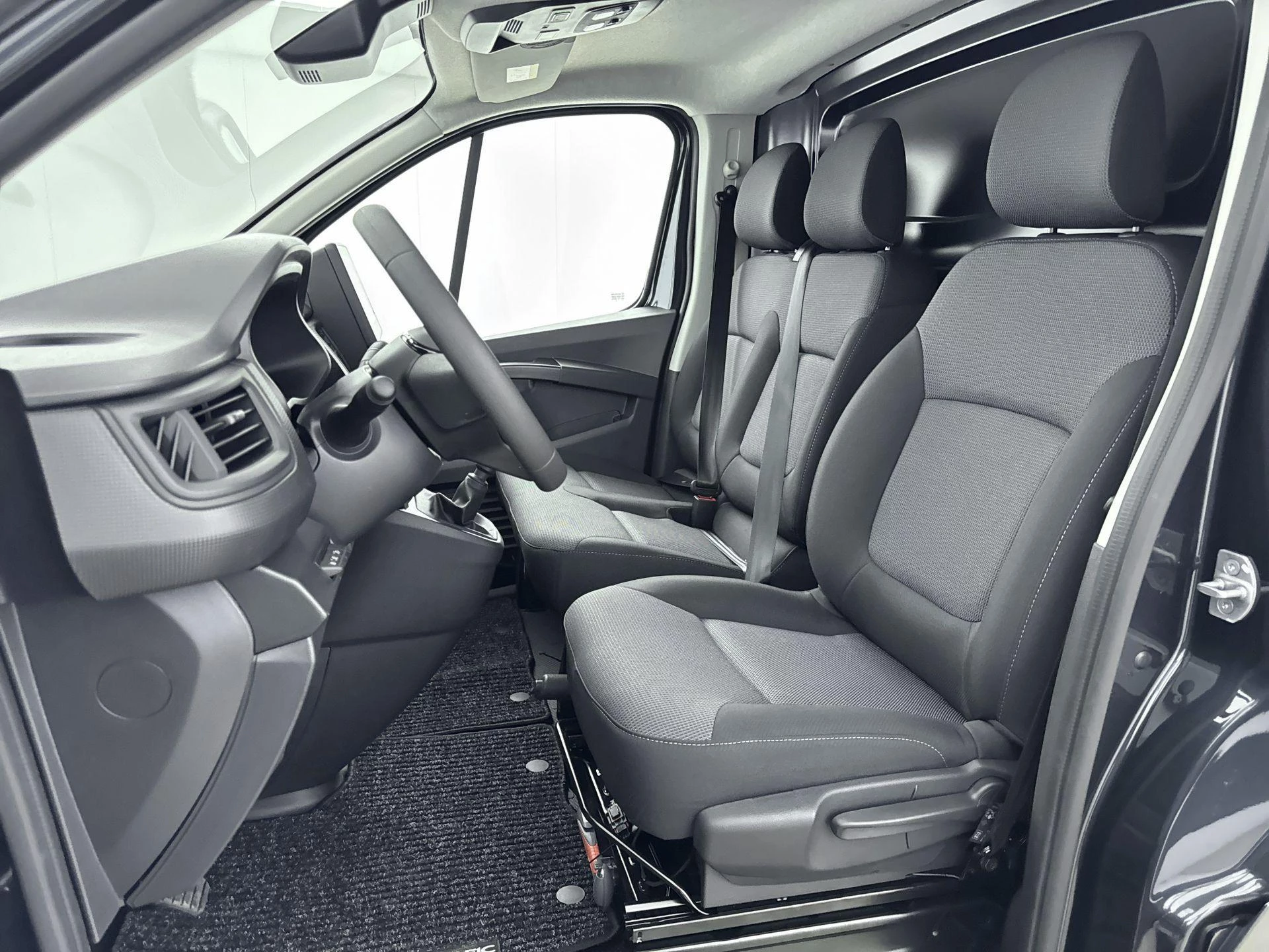 Renault-Trafic-image-8