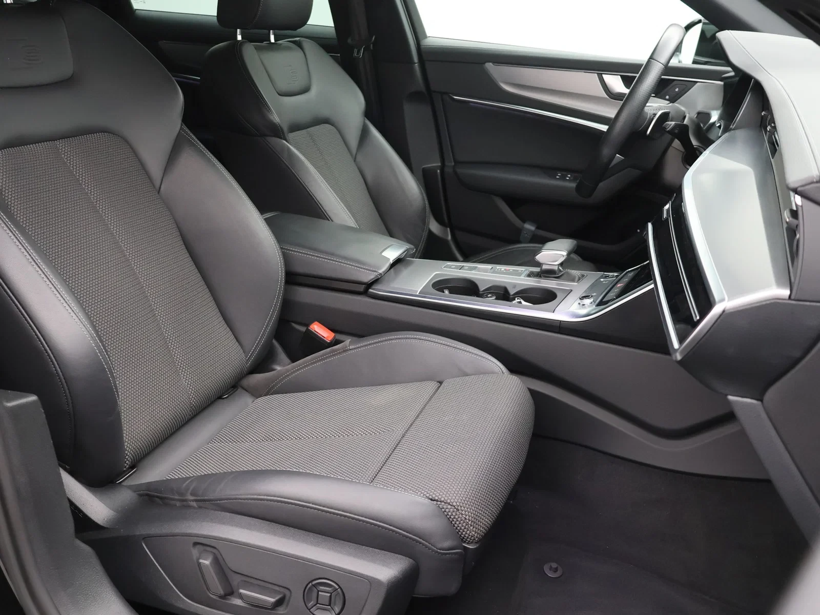 Audi A6 Avant 40TFSI *S-LINE*MEMORY*NAVI*CAMERA*21INCH...