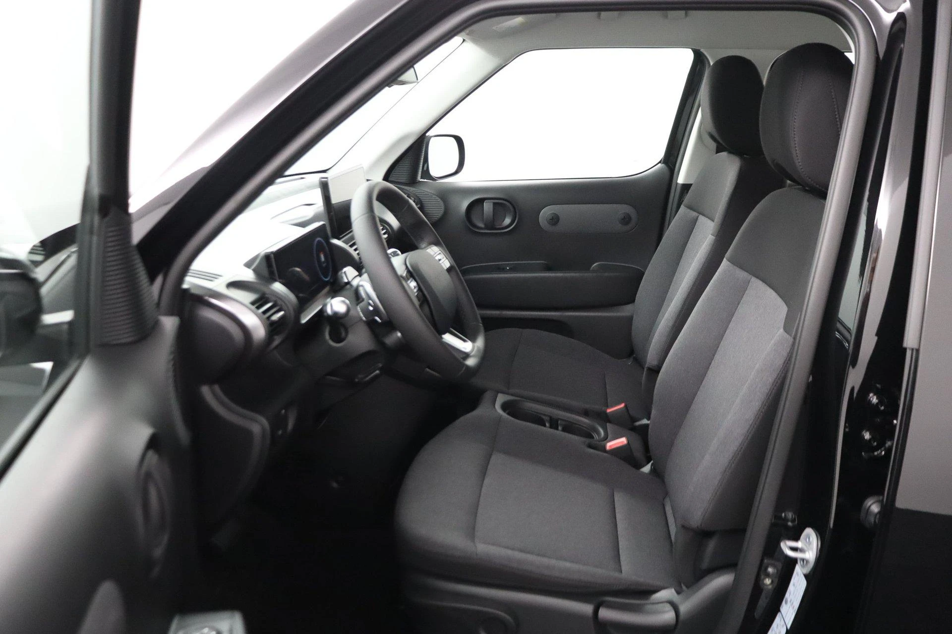 Hyundai-Inster-image-23