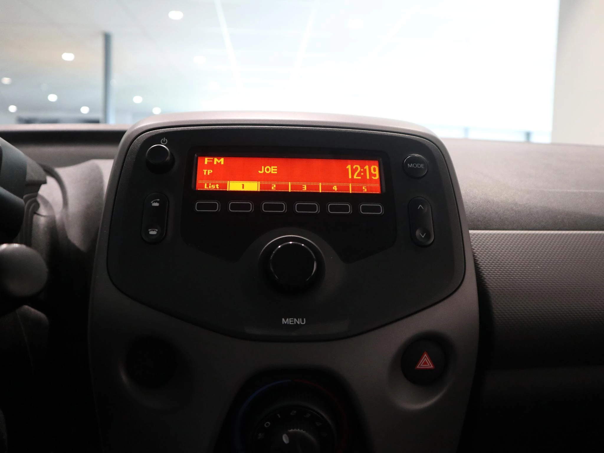 Peugeot-108-image-16
