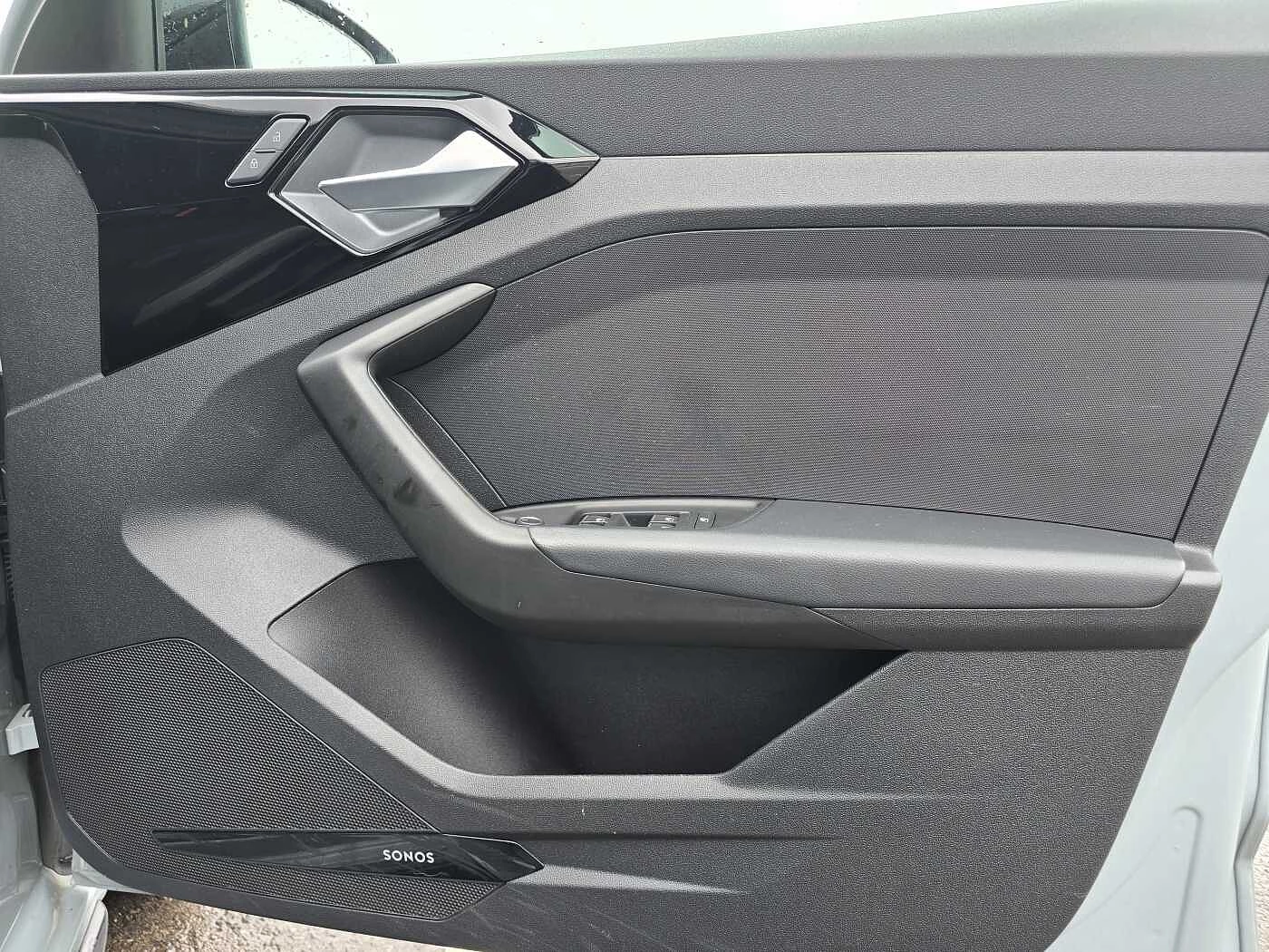Audi-A1 Sportback-image-10