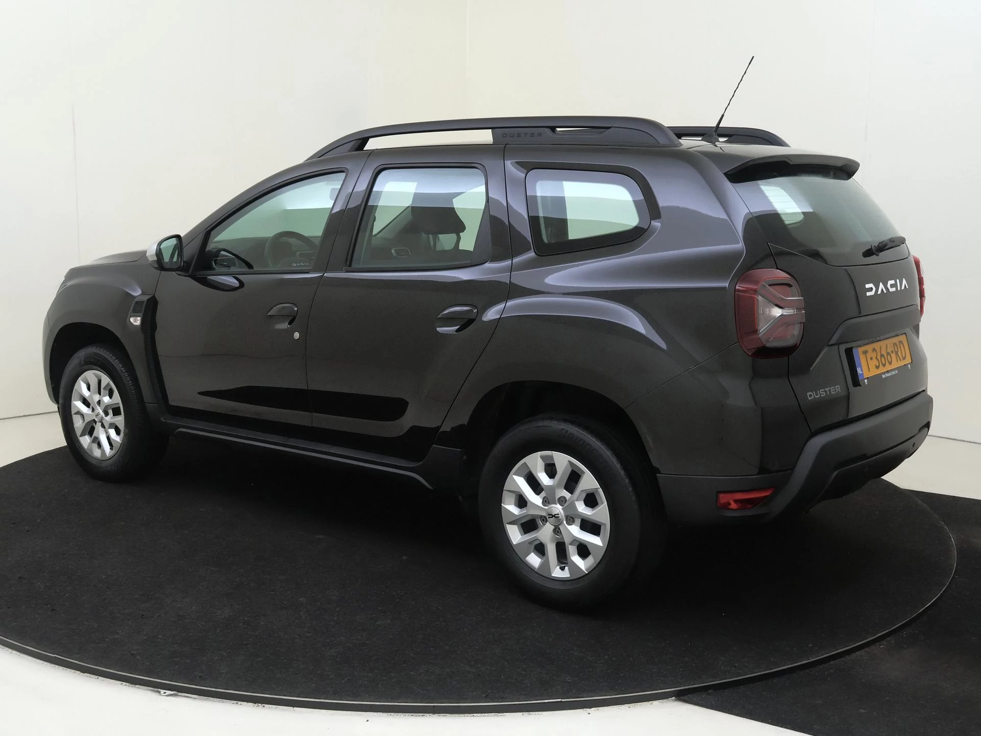 Dacia-Duster-image-2