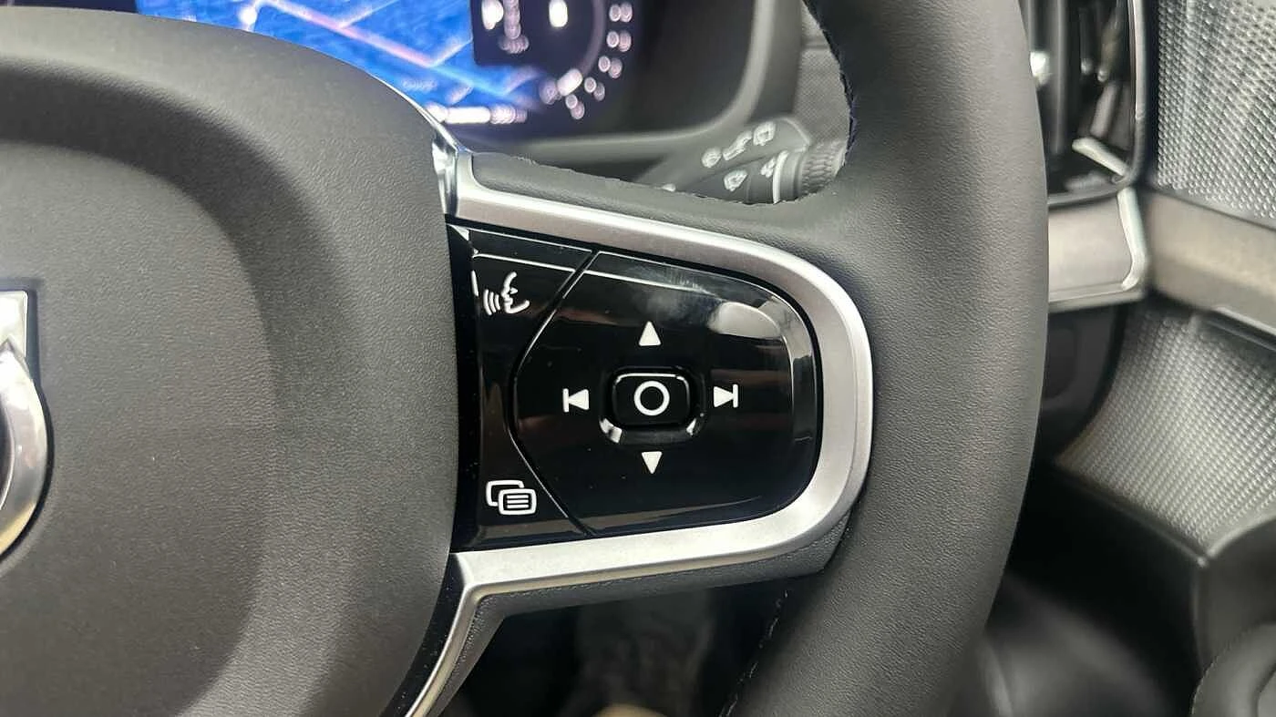 Volvo-XC90-image-29