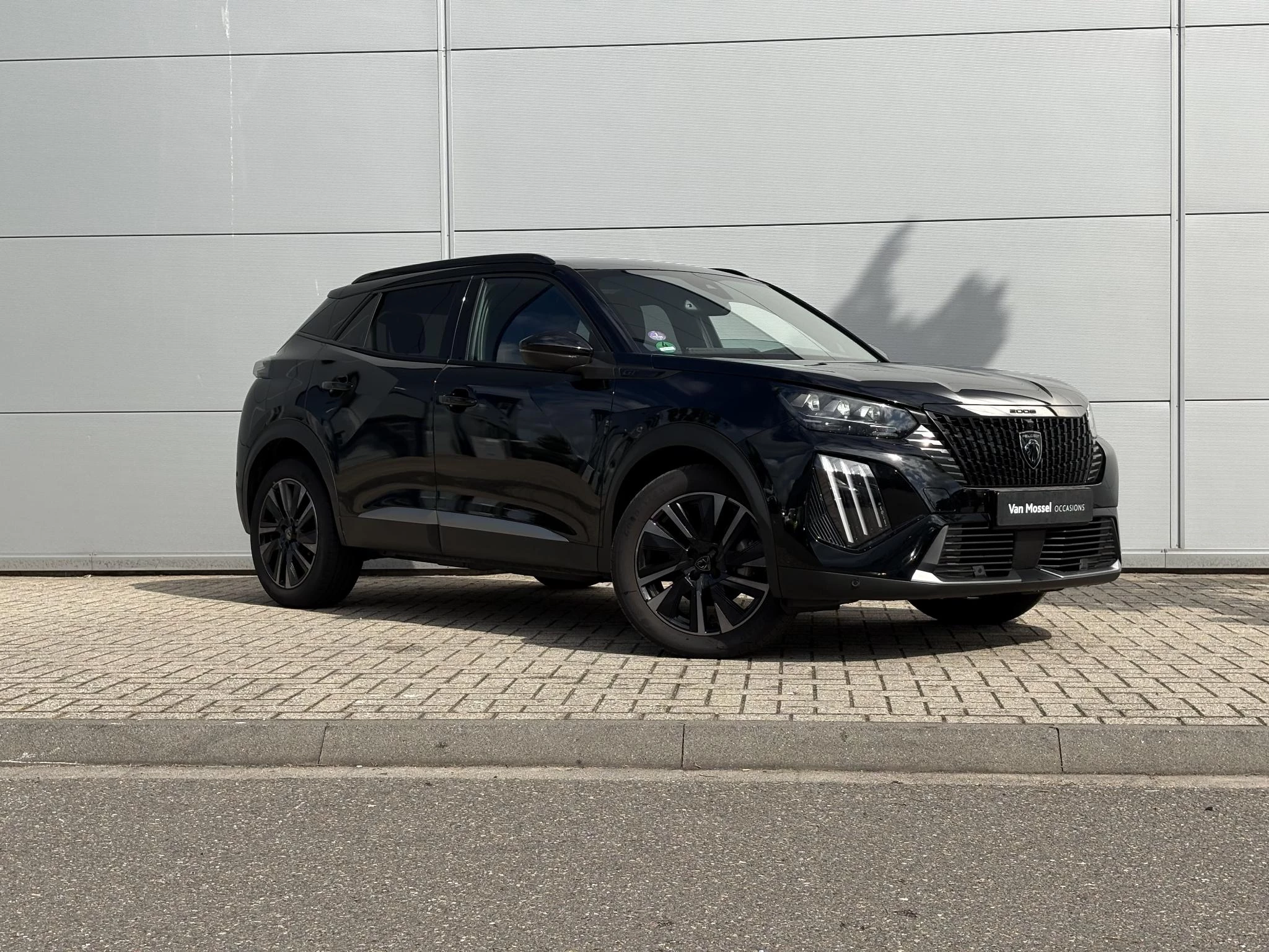 Peugeot 2008 1.2 Hybrid 136 GT