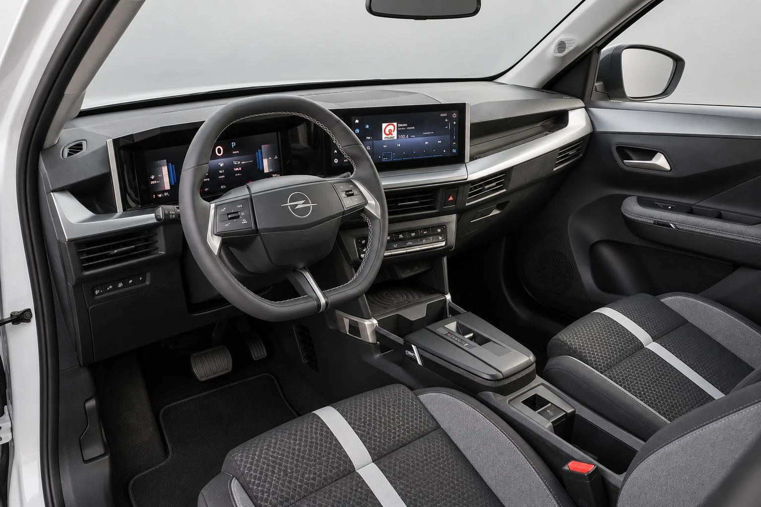 Opel-Frontera-image-8
