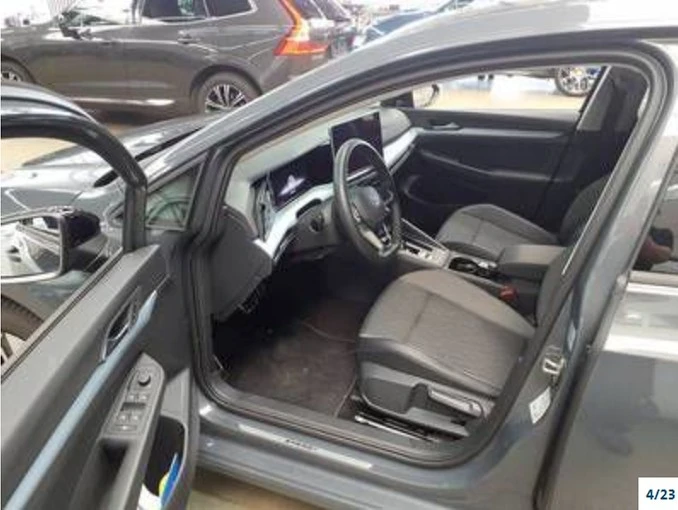 Volkswagen-Golf-image-3