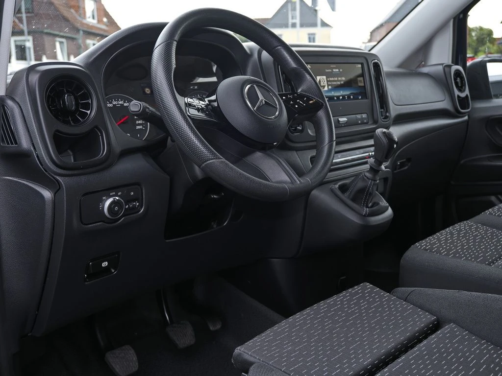 Mercedes-Benz-Vito 116-image-7