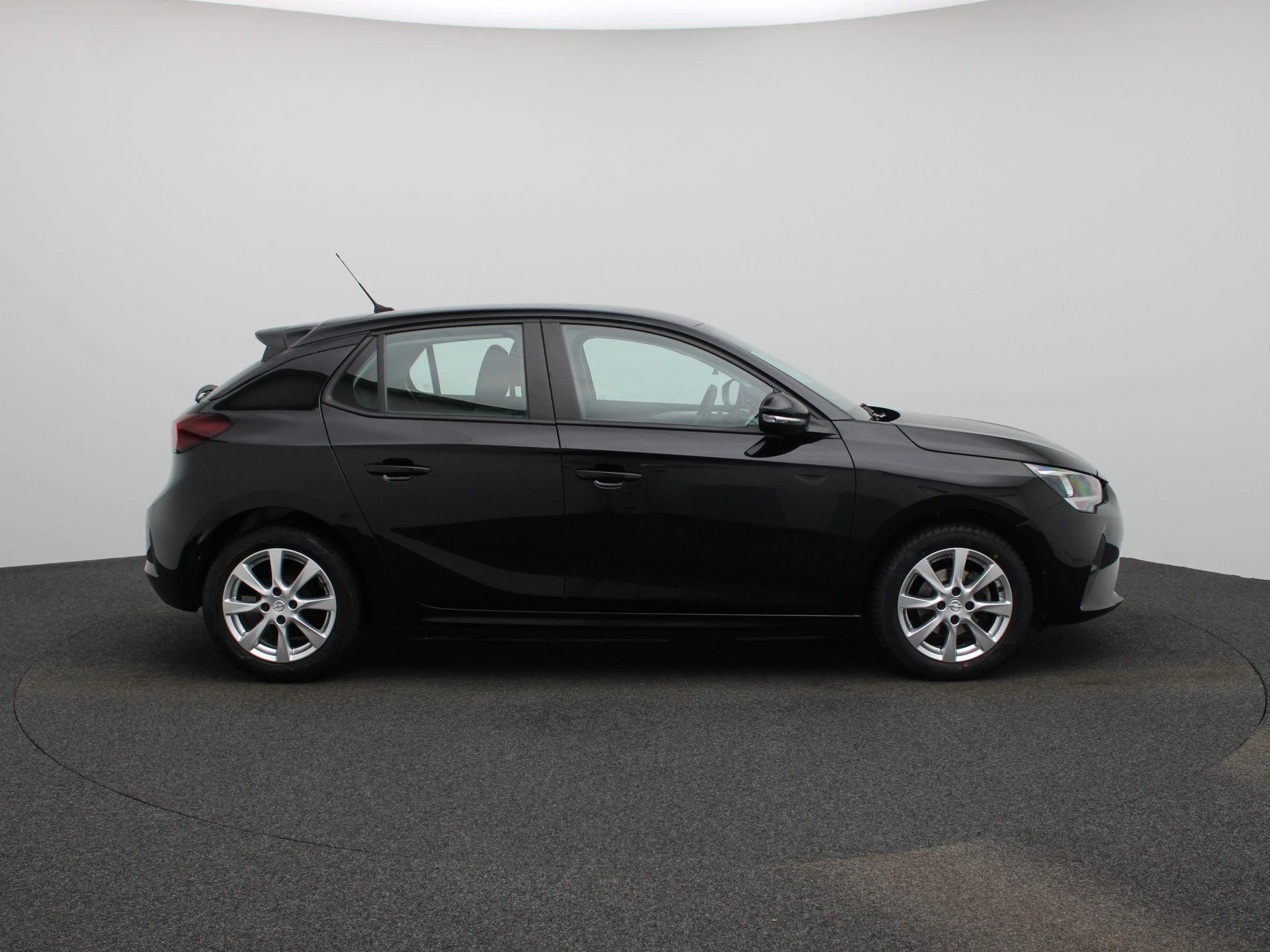 Opel-Corsa-image-5