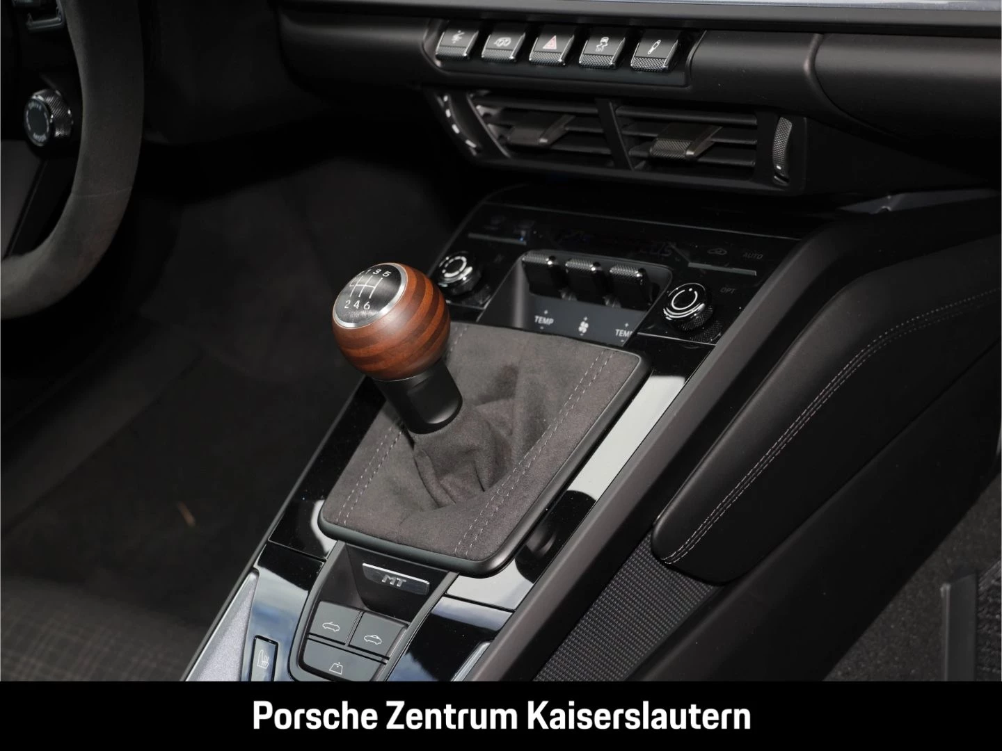 Porsche 911 992 Carrera T Cabriolet Surround-View BOSE carrera t