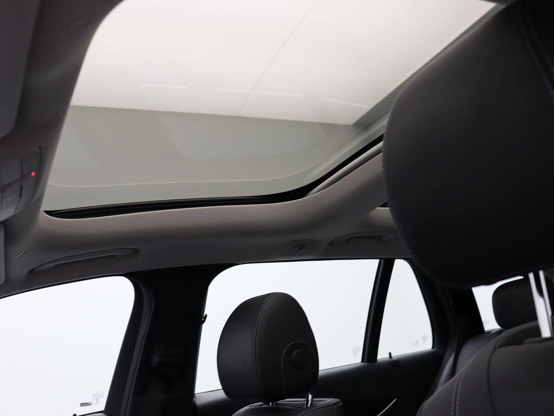 Mercedes-Benz Classe E 200 Business Solution Estate + LEDER + PANO DAK + BURMESTER + TREKHAAK +360VIEW